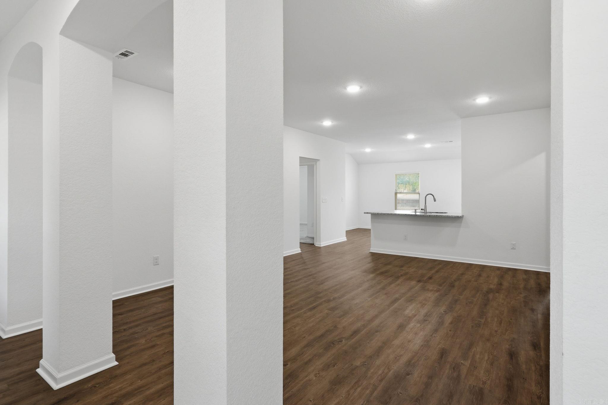 MUSEUM MEADOWS - Residential