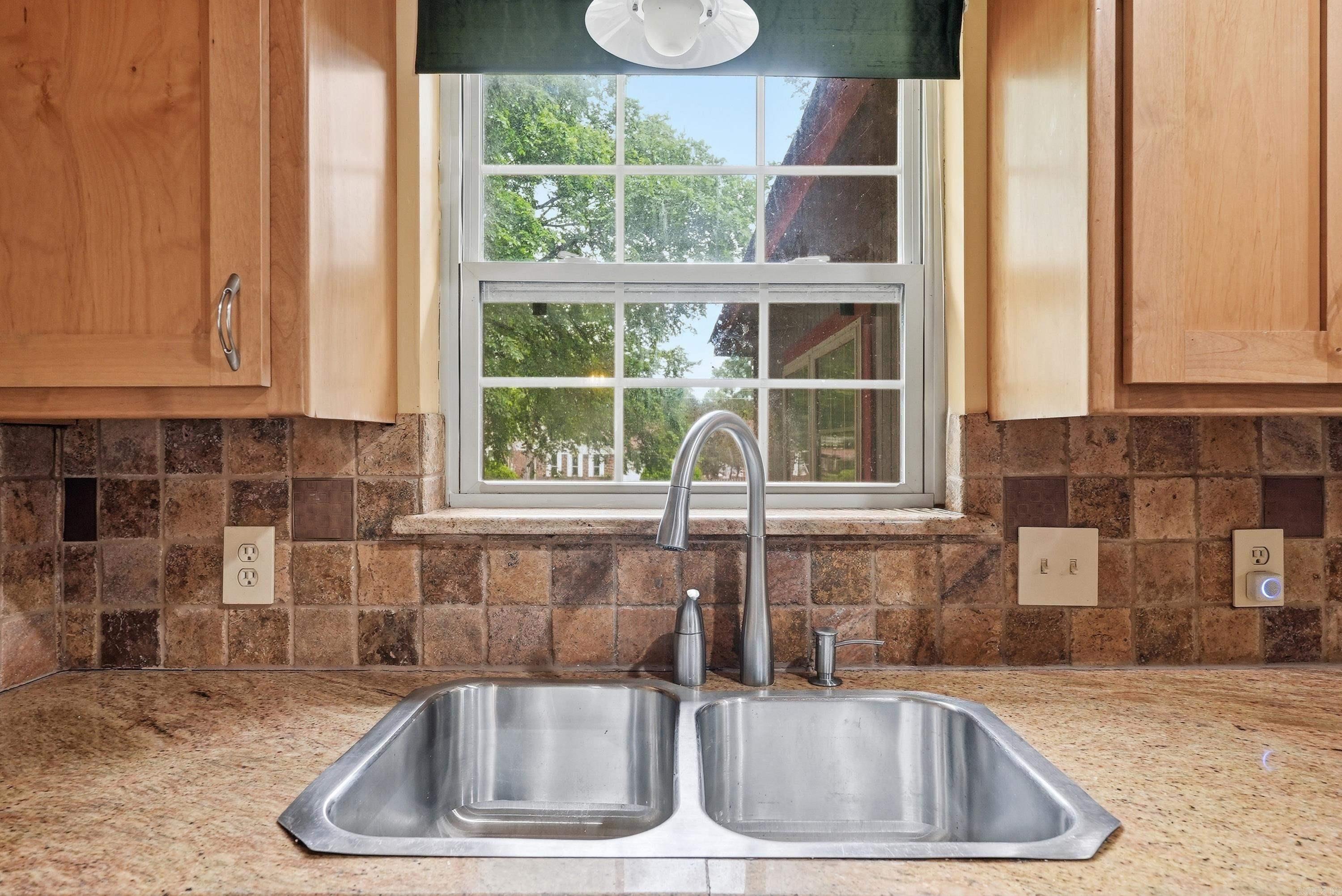 BROADVIEW TERRACE - Residential