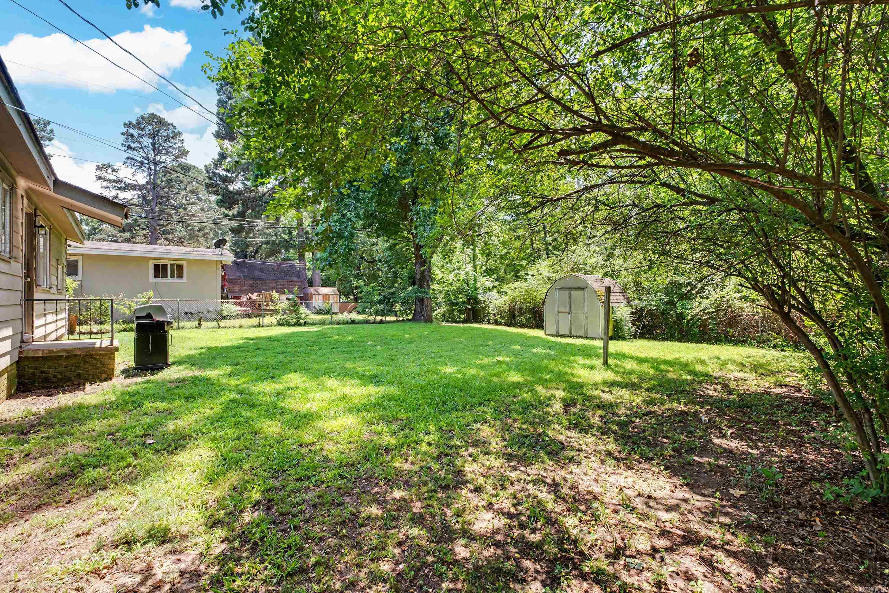 BROADMOOR ADDN - Residential