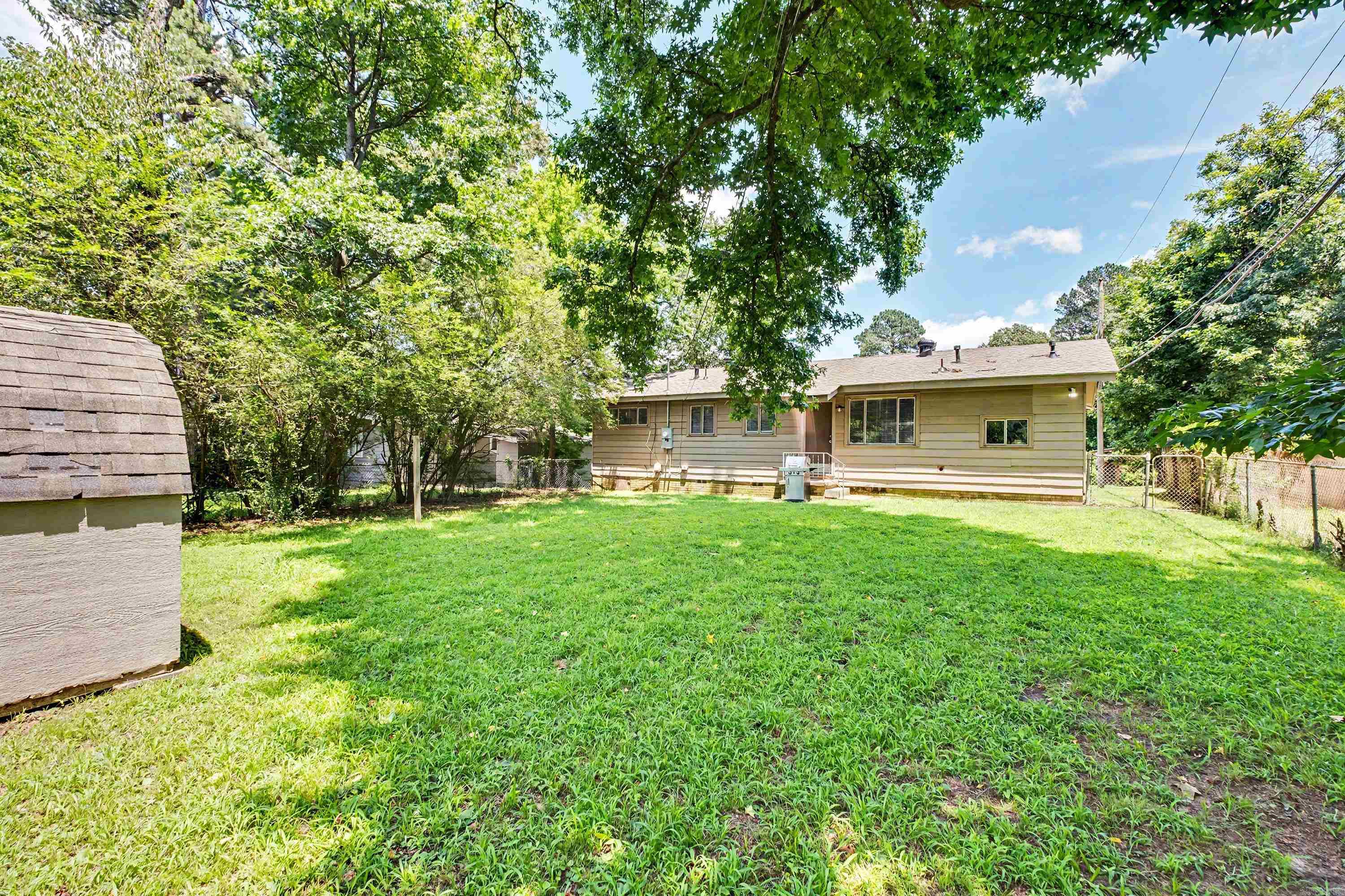BROADMOOR ADDN - Residential