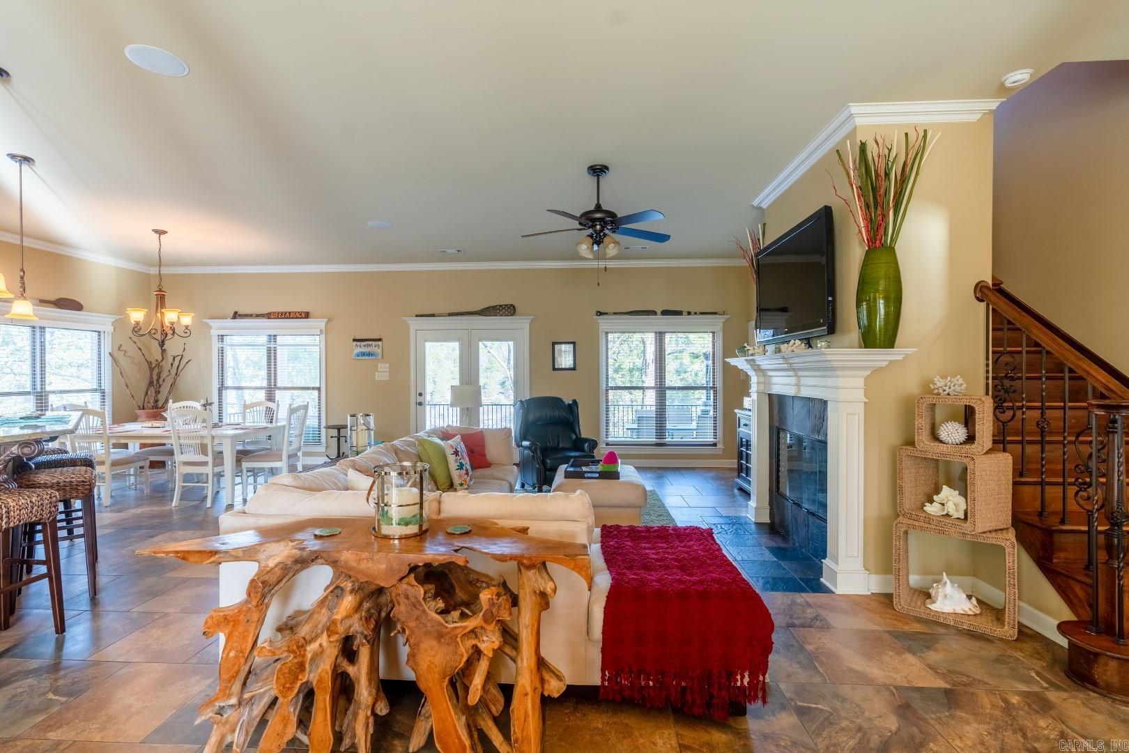 BRIGHTON POINTE - LAKE - Residential