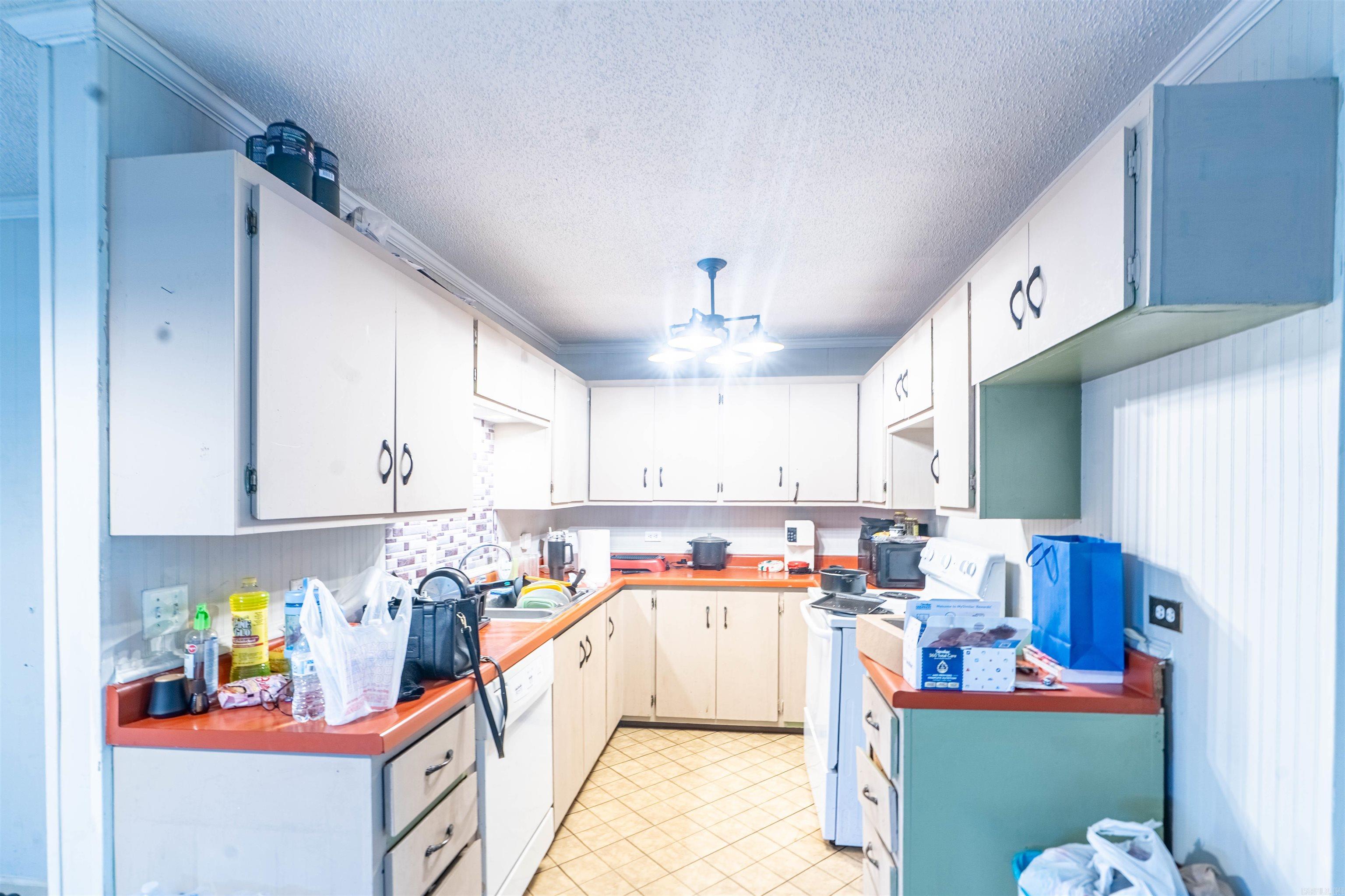 ROLFE AND WMS ADDN - Residential