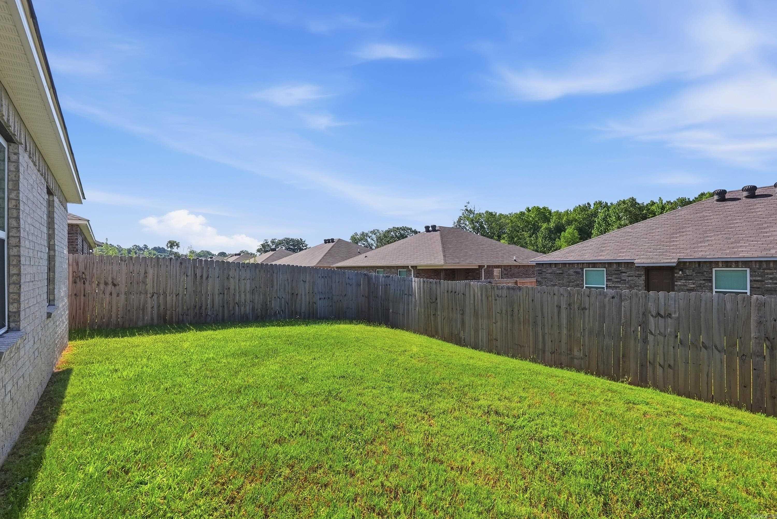 MUSEUM MEADOWS - Residential