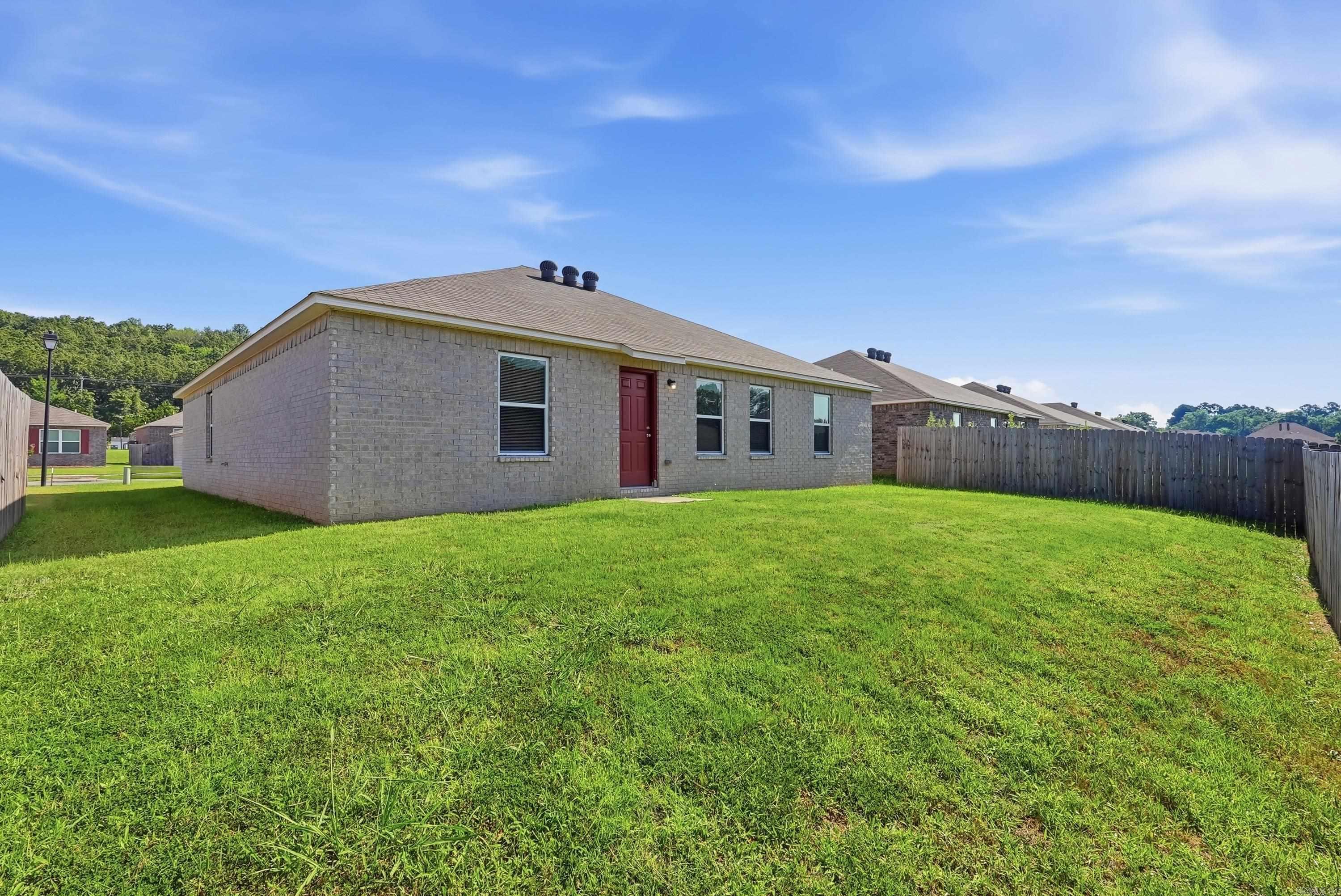 MUSEUM MEADOWS - Residential