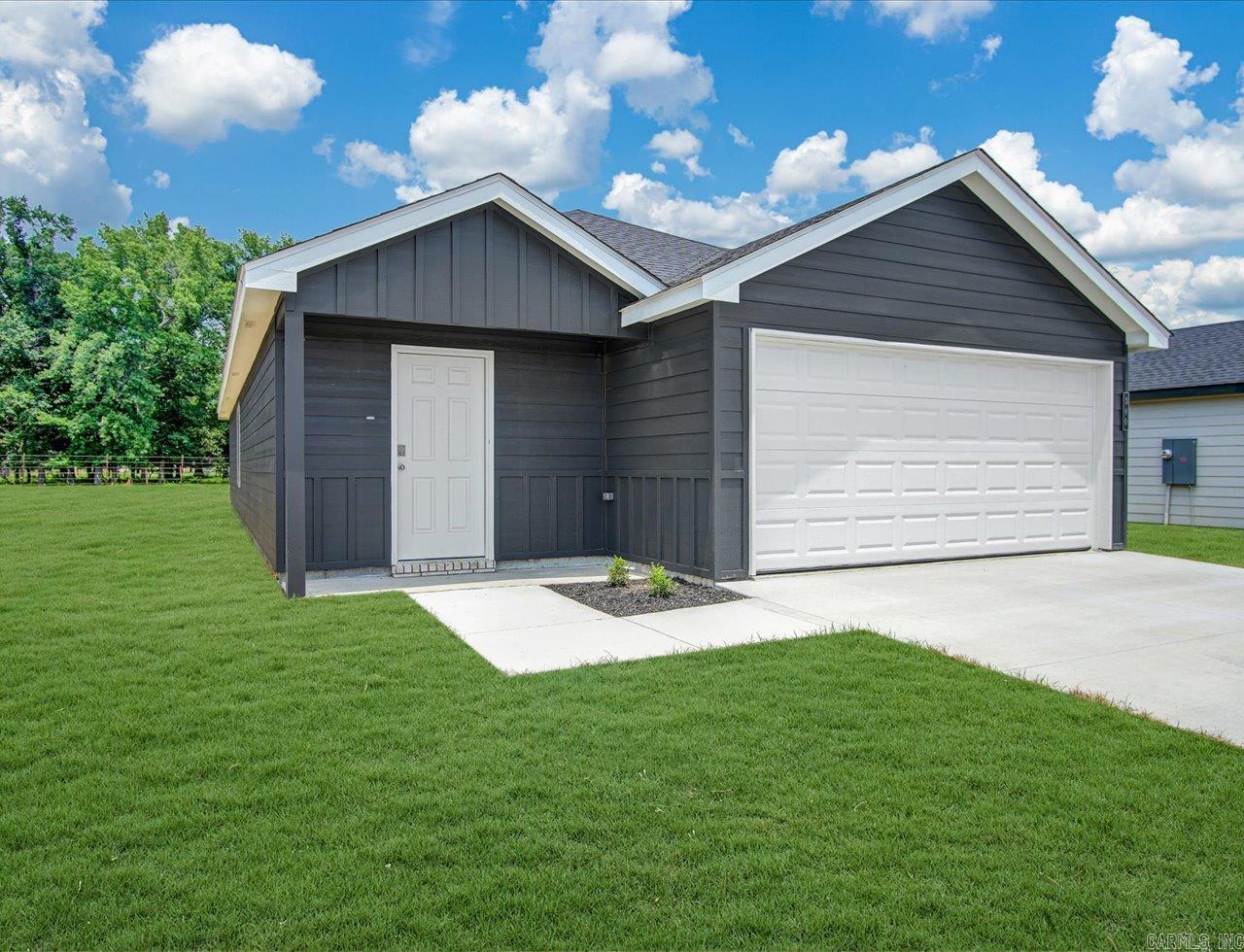 MOONLIGHT MEADOWS PHASE 1 - Residential