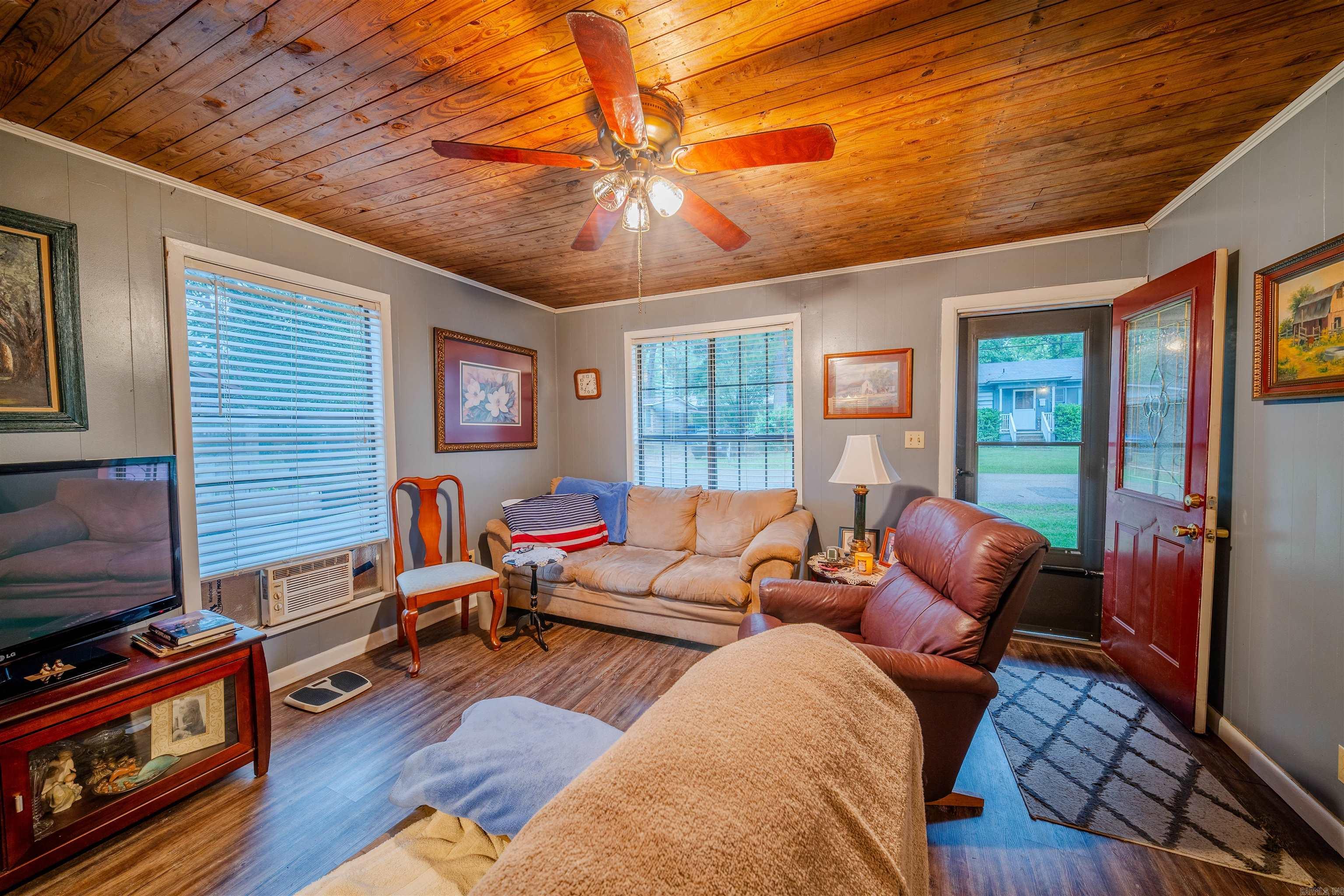 ADAMS, CC, ADDITION - Residential