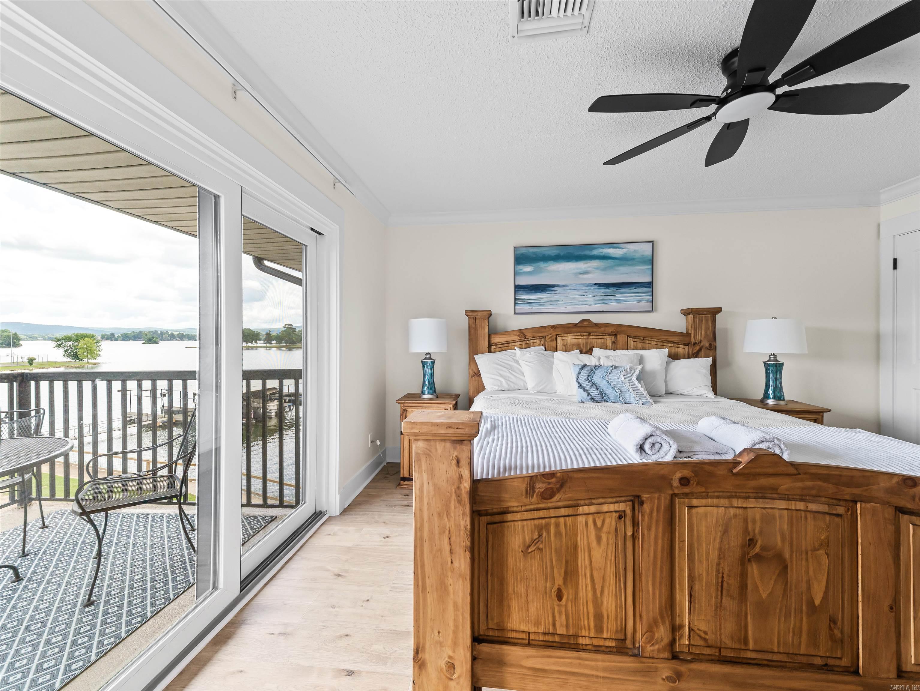 EMERALD ISLE HPR - Residential