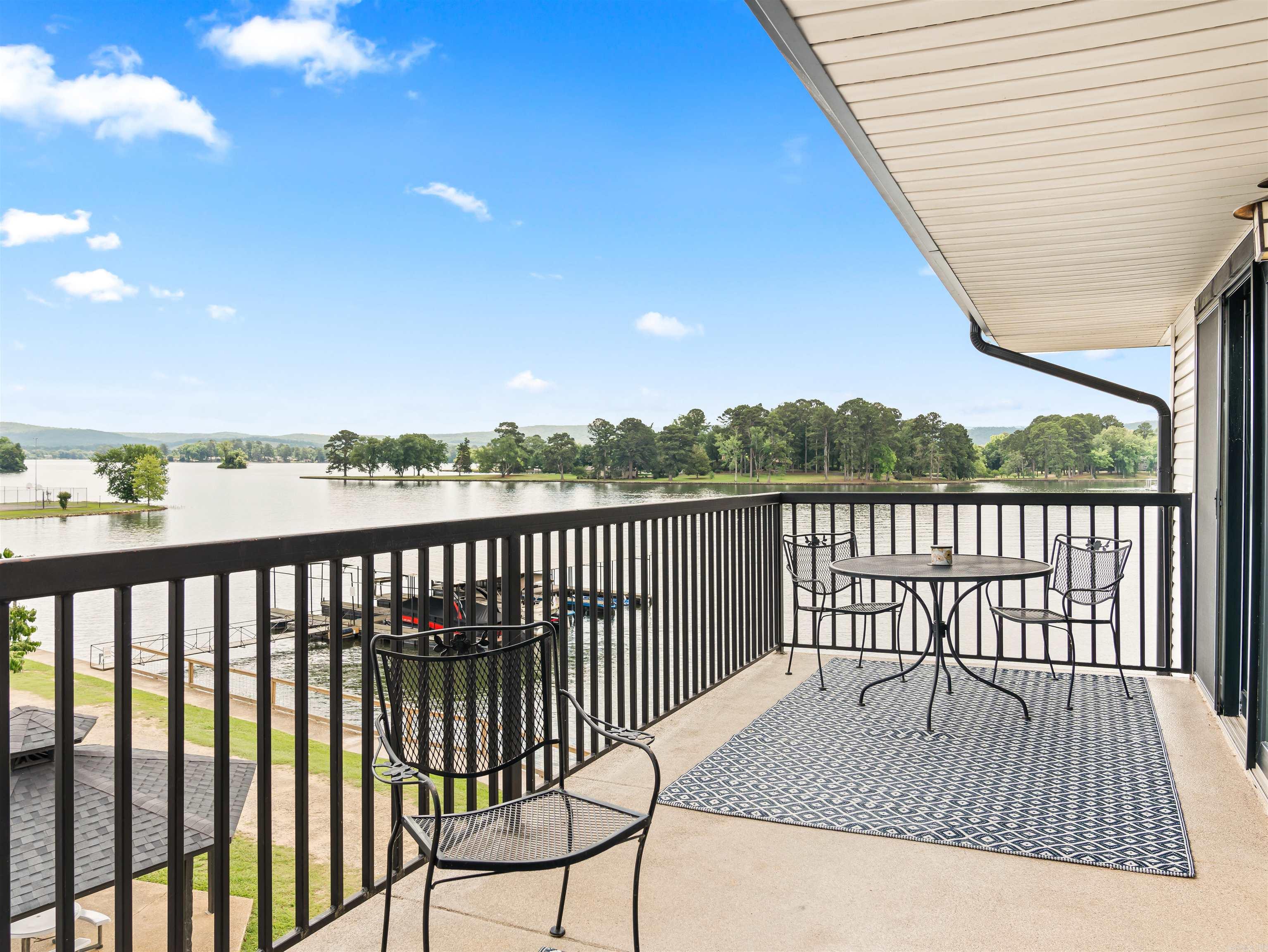 EMERALD ISLE HPR - Residential