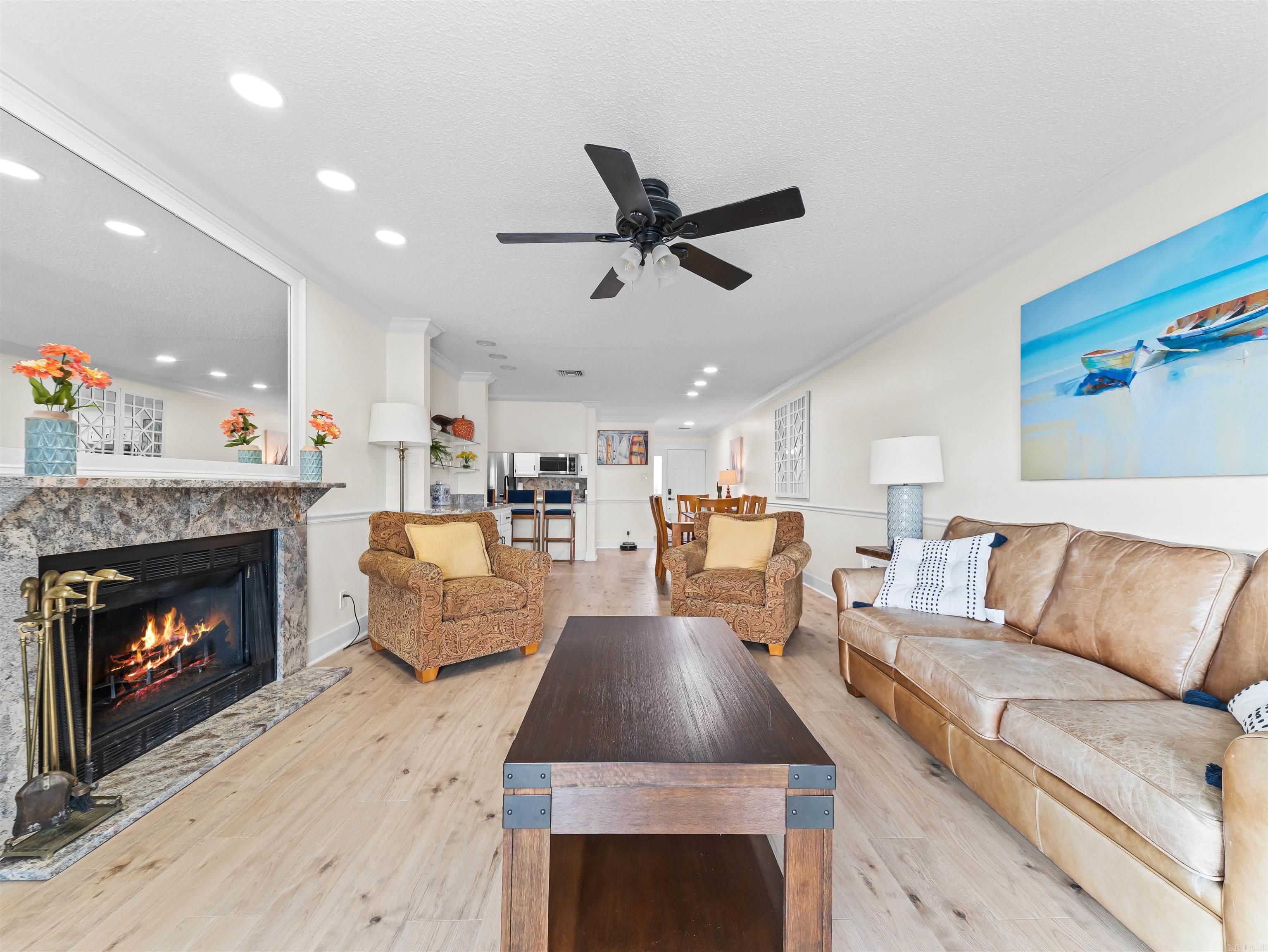 EMERALD ISLE HPR - Residential
