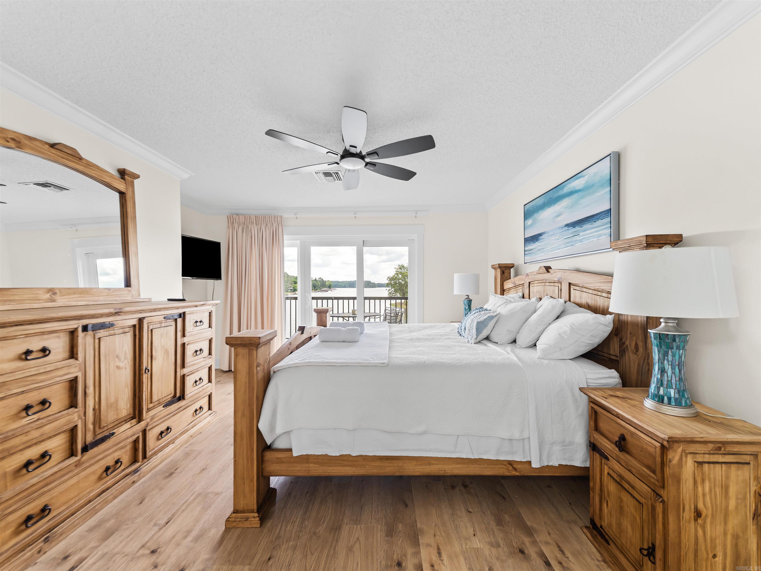 EMERALD ISLE HPR - Residential