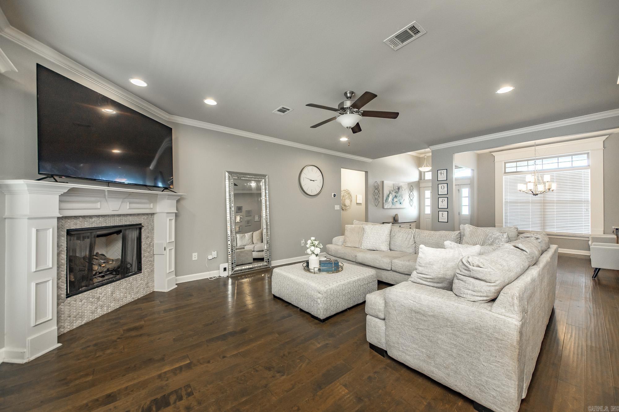 MILLERS GLENN - Residential