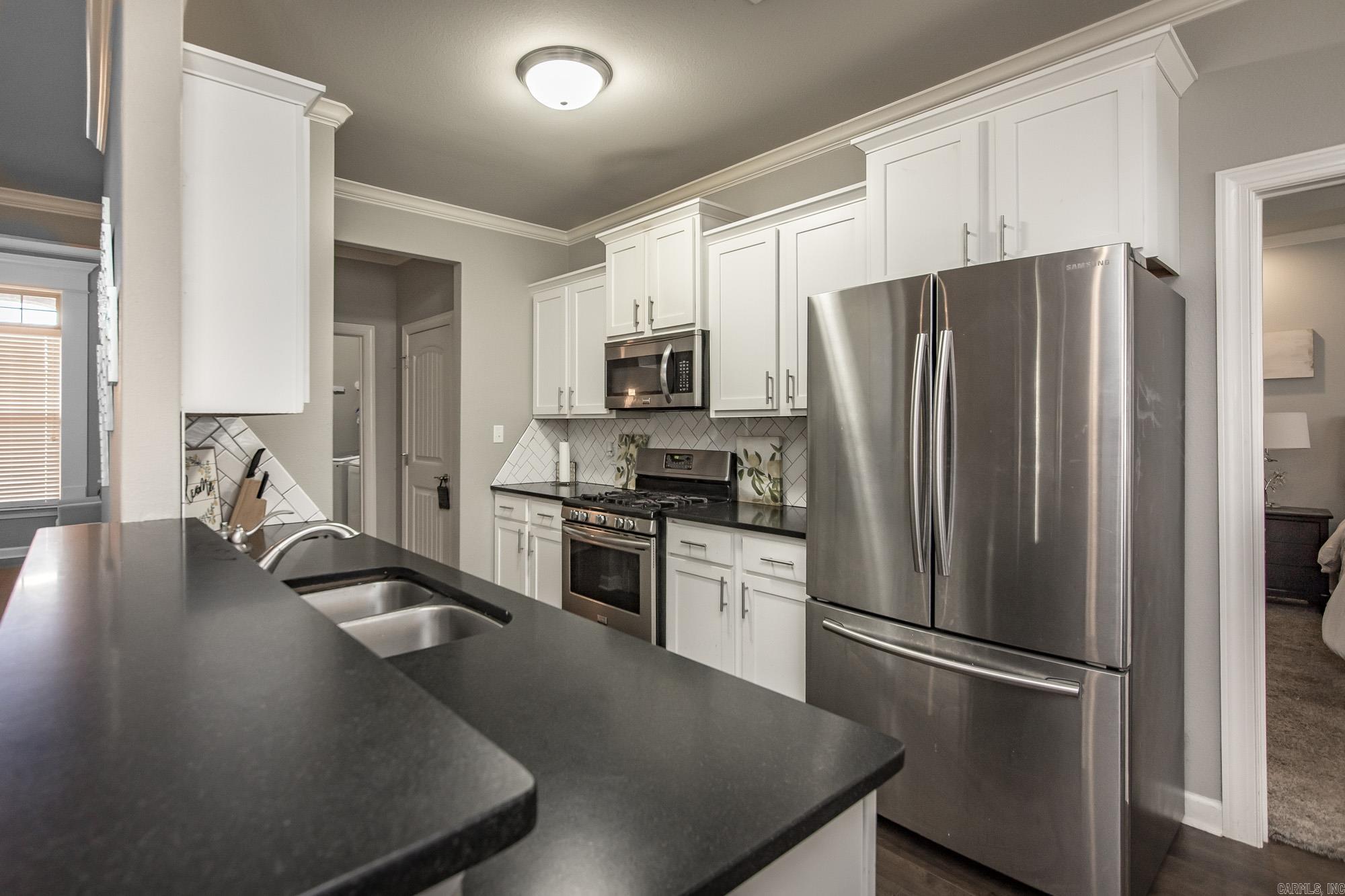 MILLERS GLENN - Residential