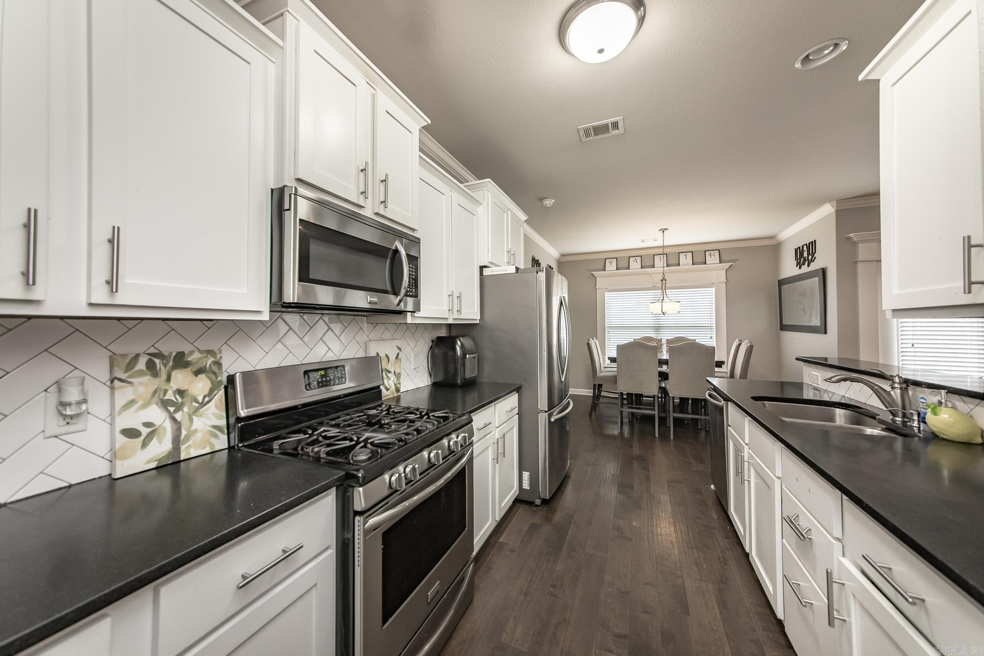 MILLERS GLENN - Residential