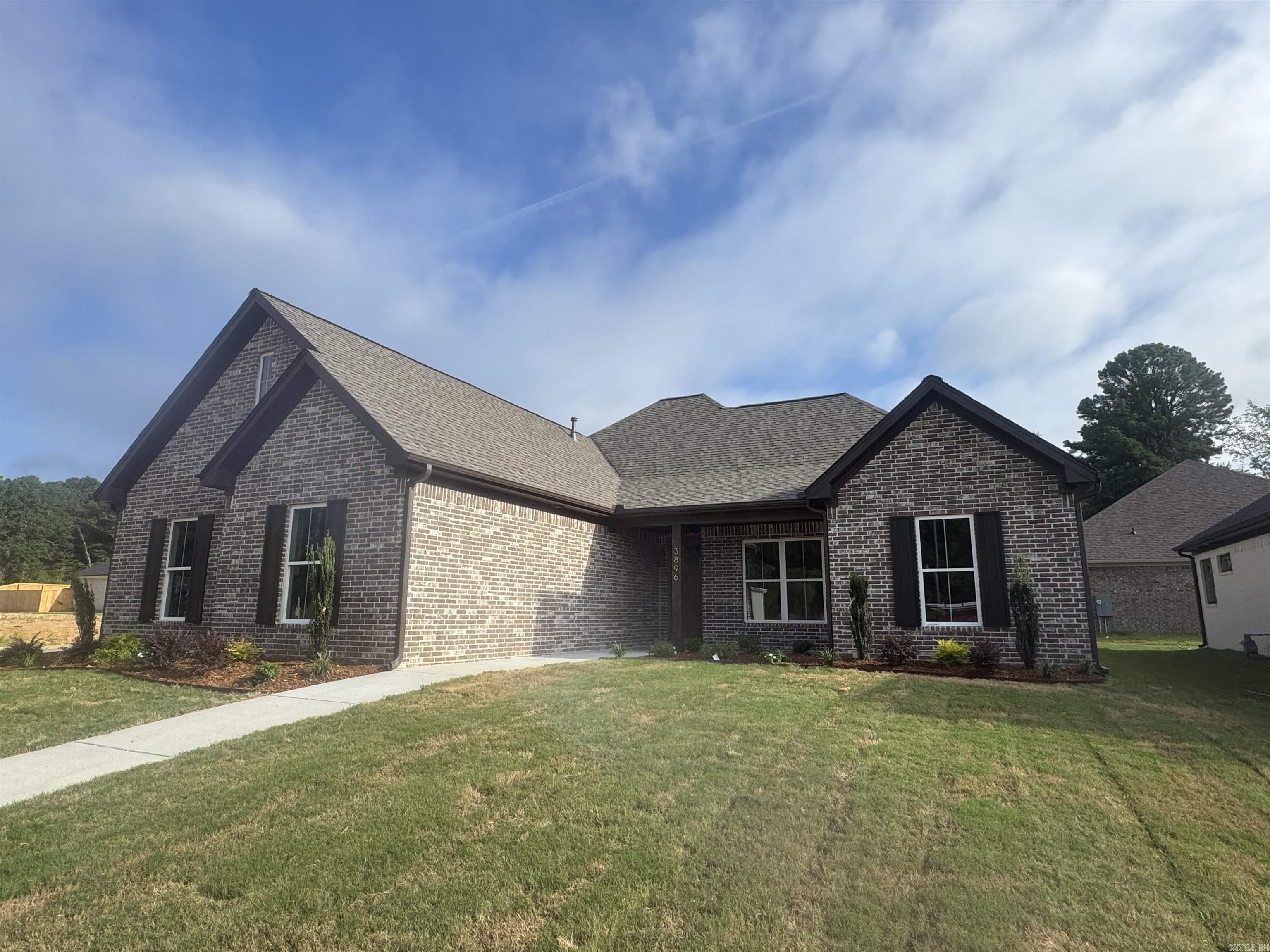 SPENCER CROSSING LLC - Residential