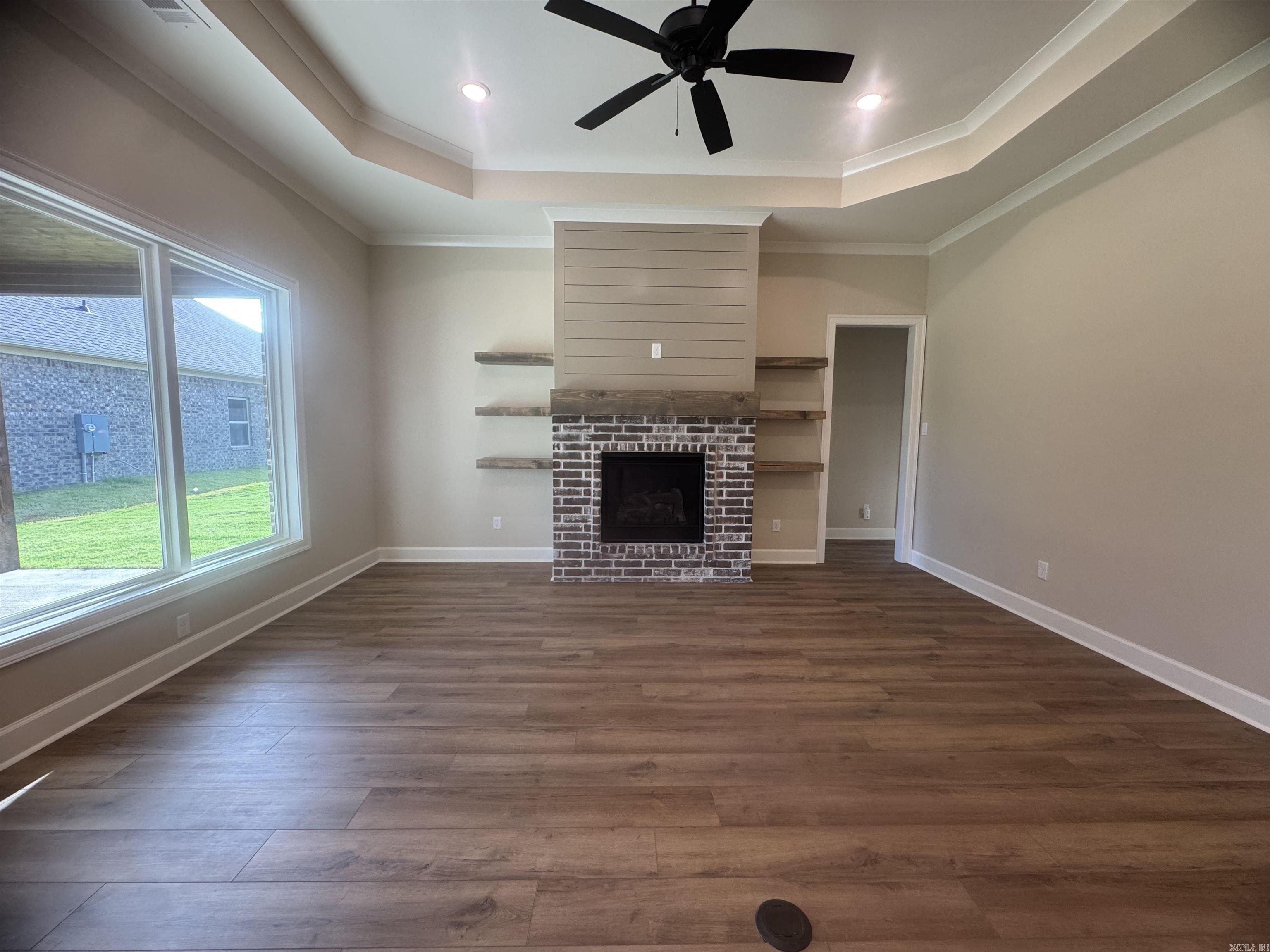 SPENCER CROSSING LLC - Residential