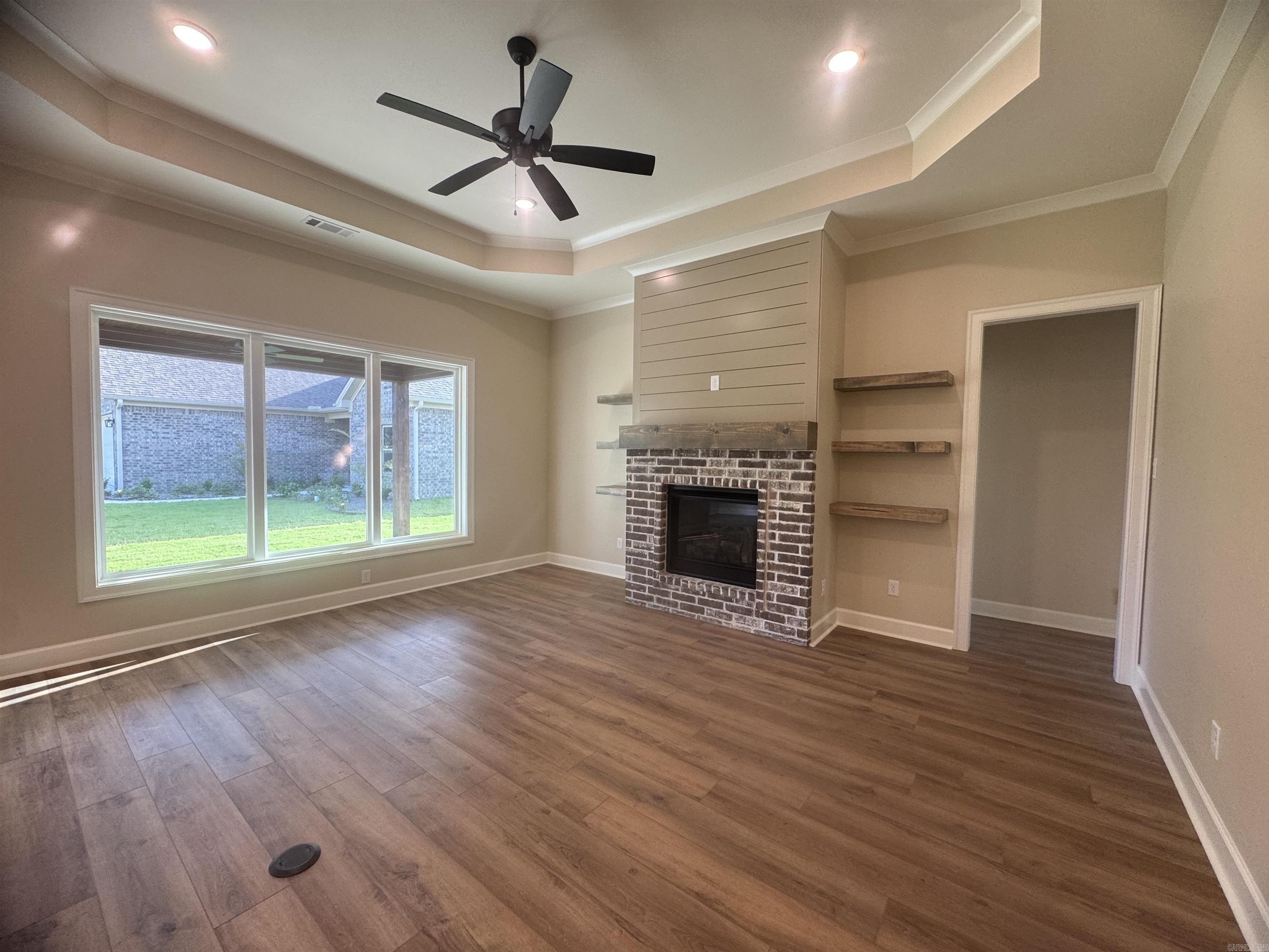 SPENCER CROSSING LLC - Residential