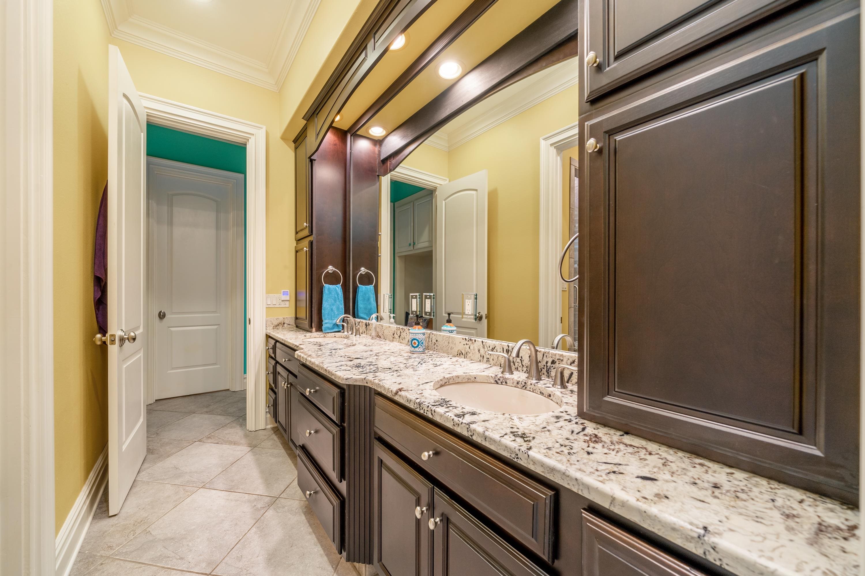 Red Oak Ridge - Residential