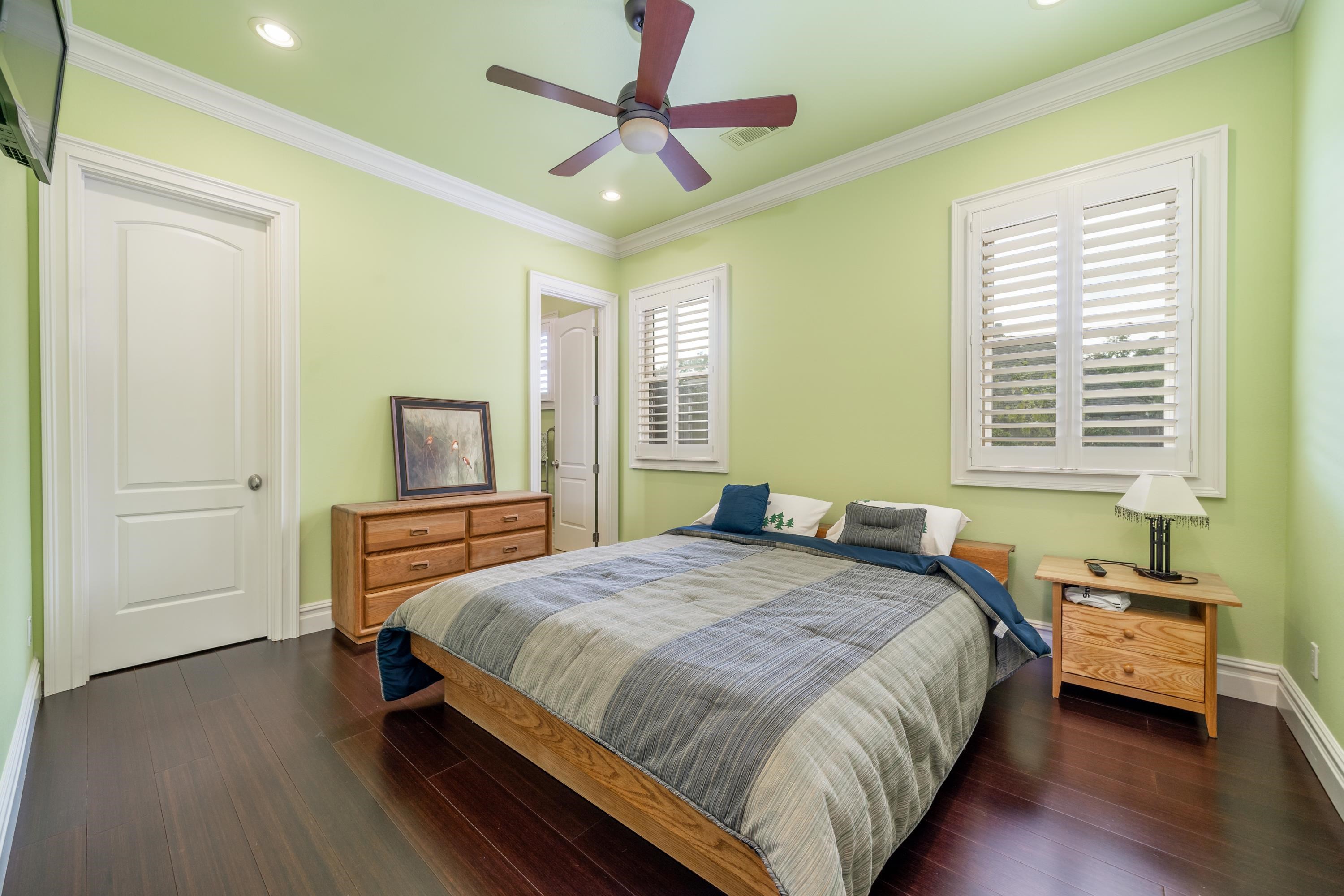 Red Oak Ridge - Residential