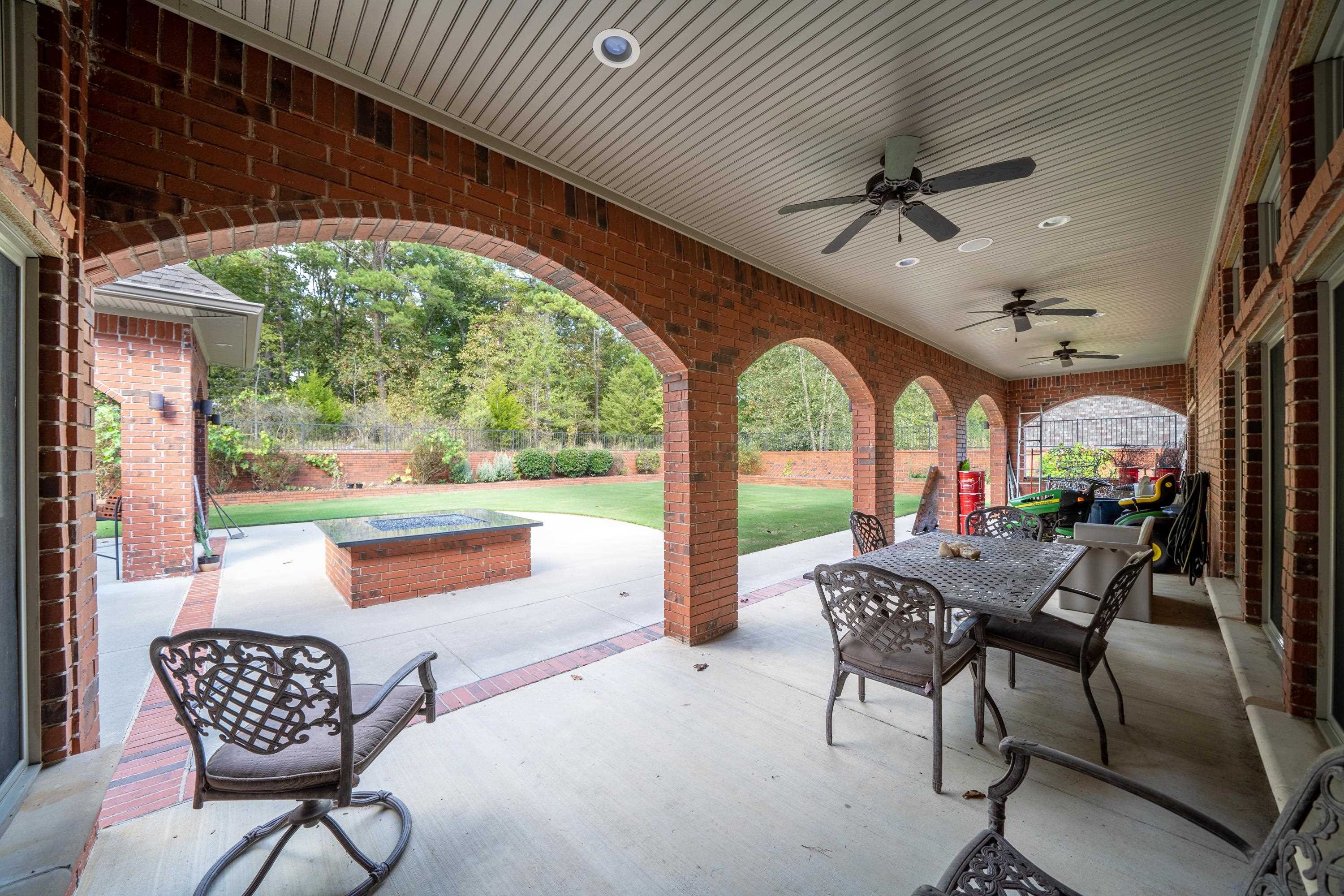 Red Oak Ridge - Residential
