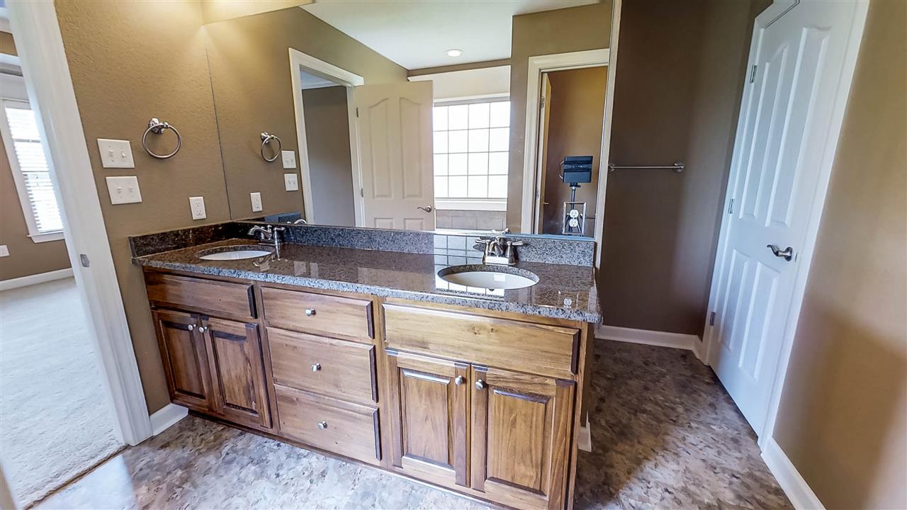 BIANCA MEADOWS - Residential