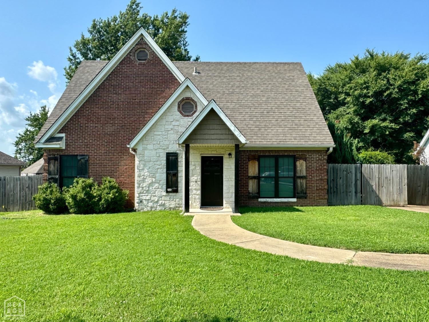 Club Place - Residential