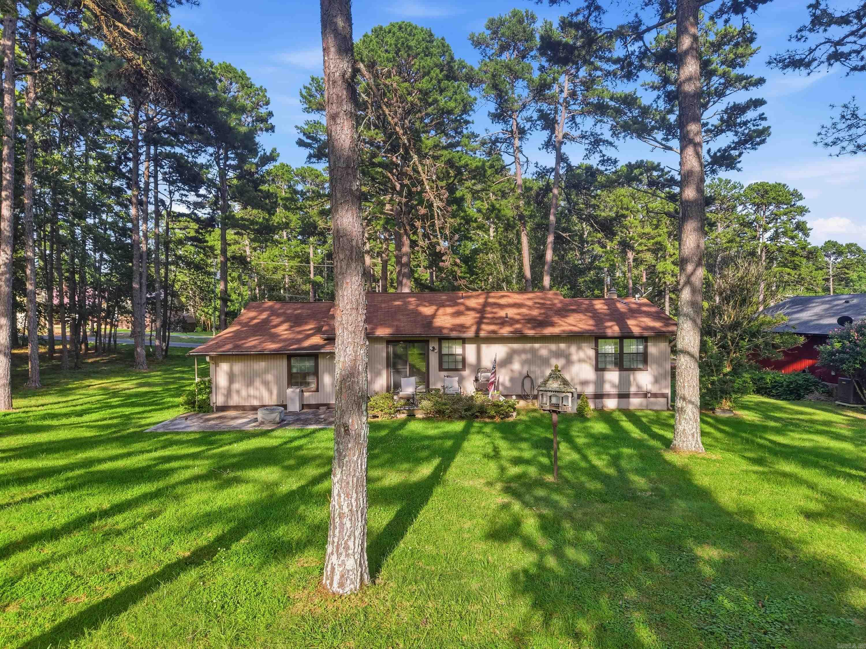 INDIAN HILLS - Residential