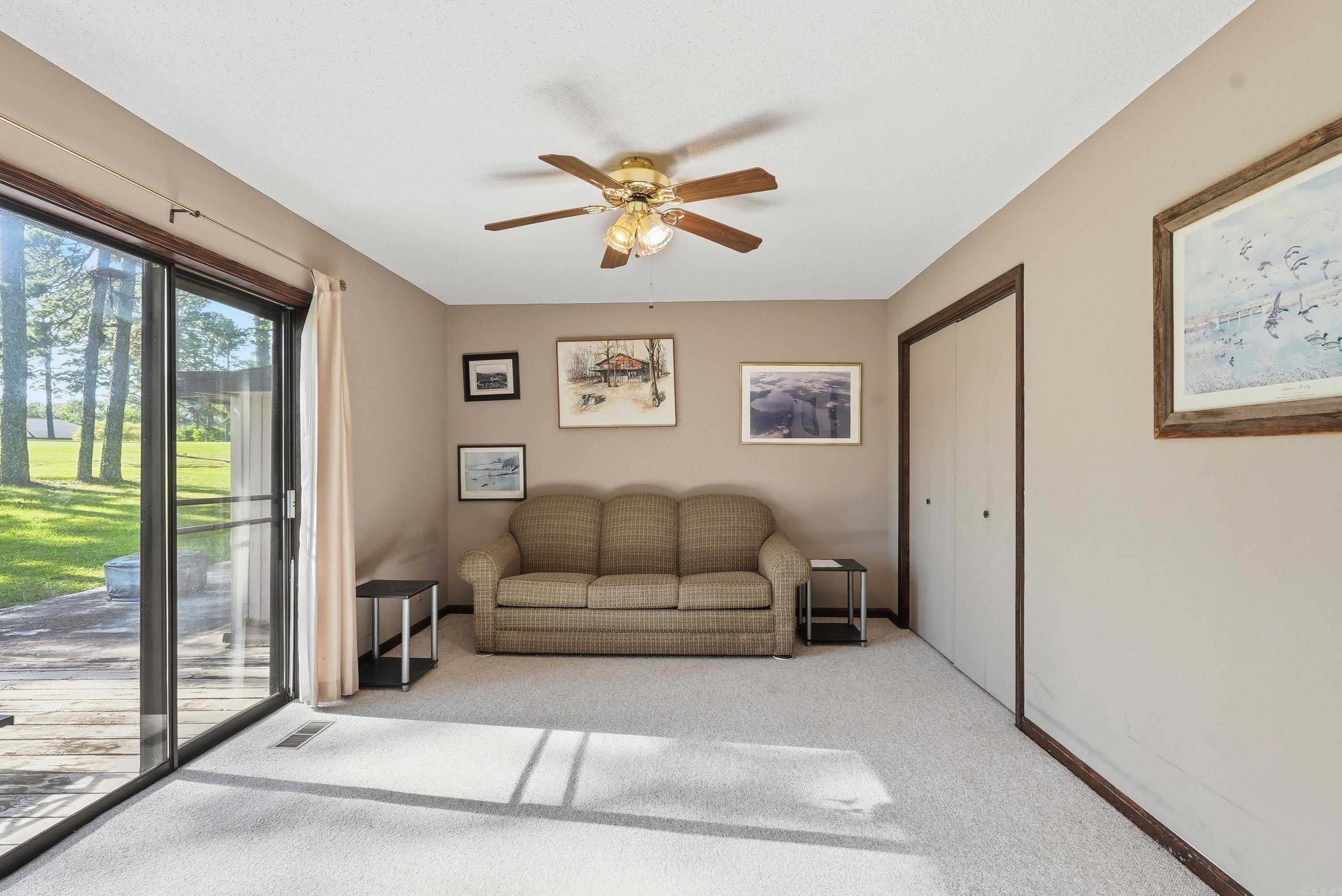 INDIAN HILLS - Residential