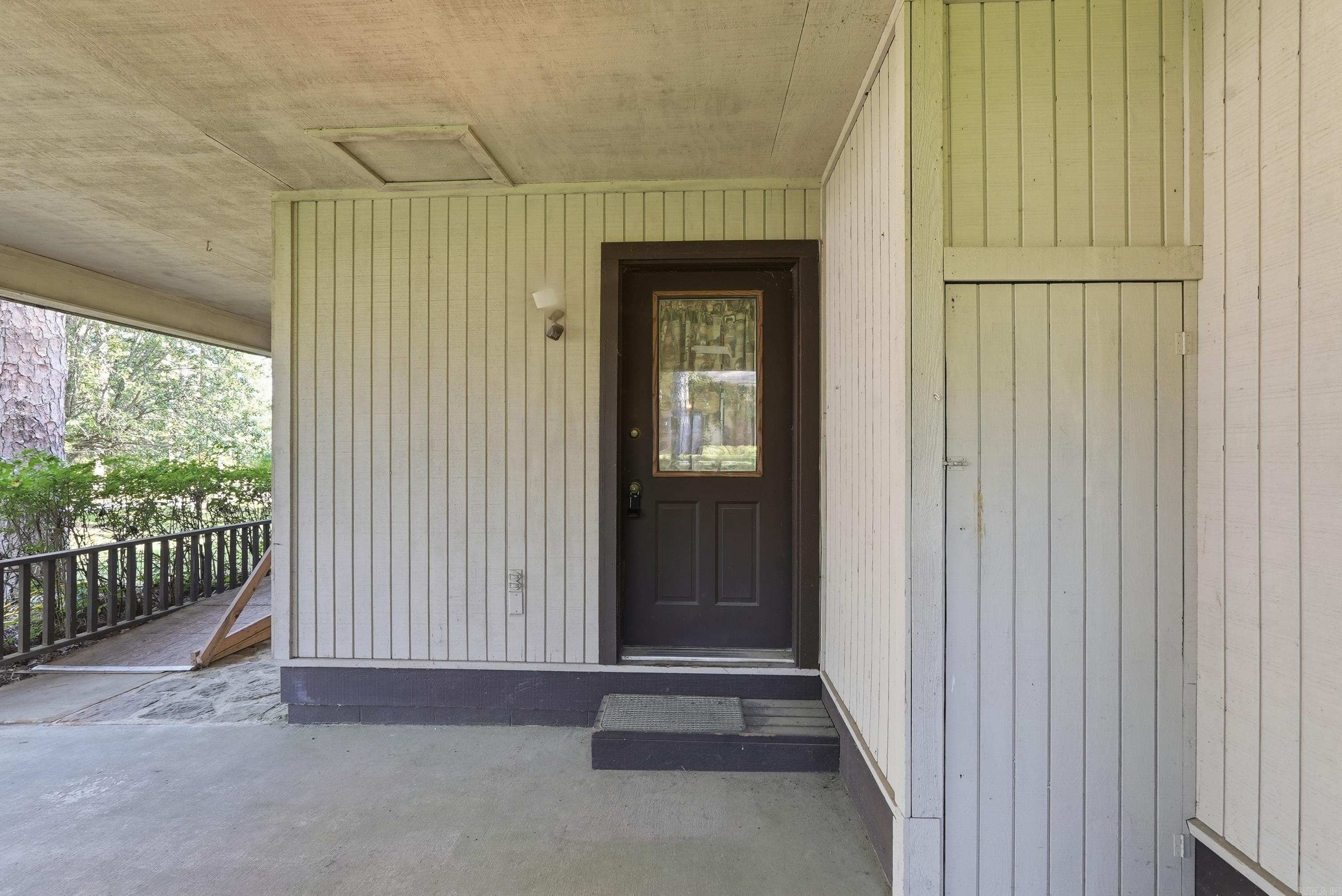 INDIAN HILLS - Residential