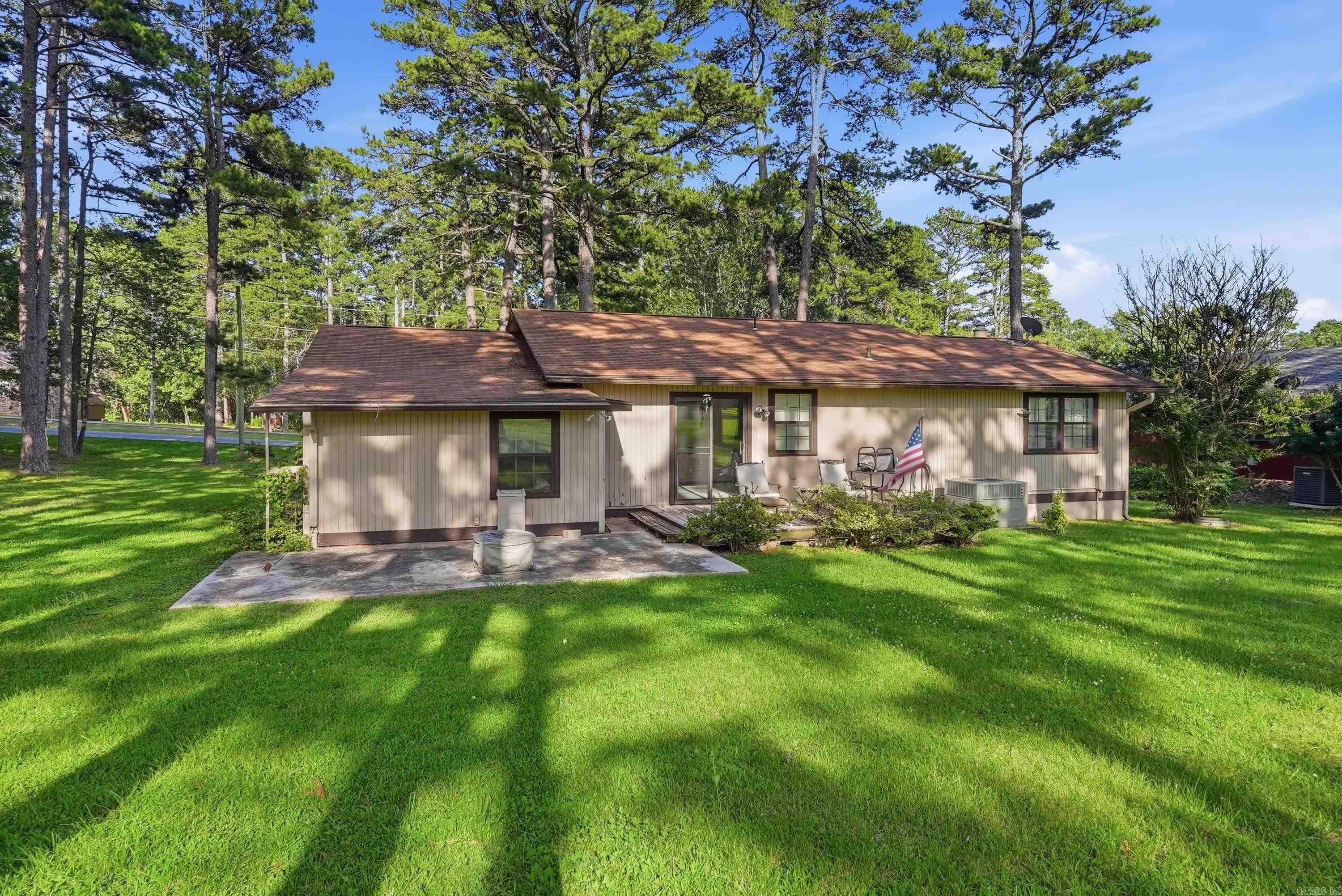 INDIAN HILLS - Residential