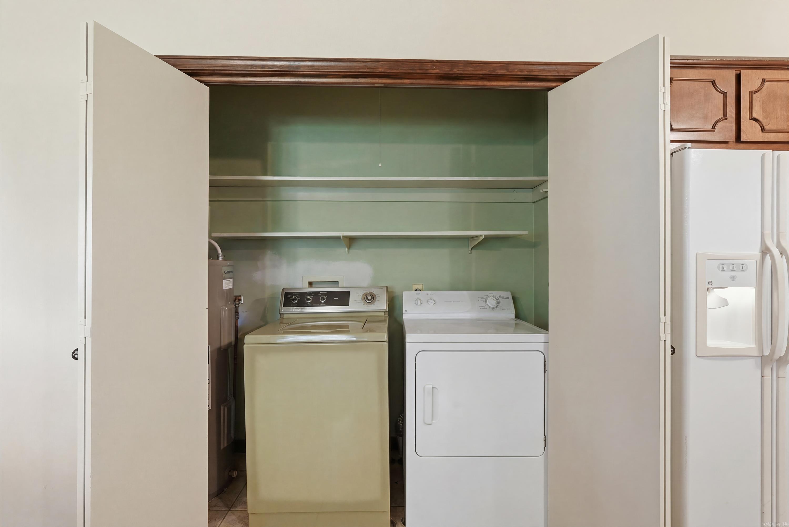 INDIAN HILLS - Residential