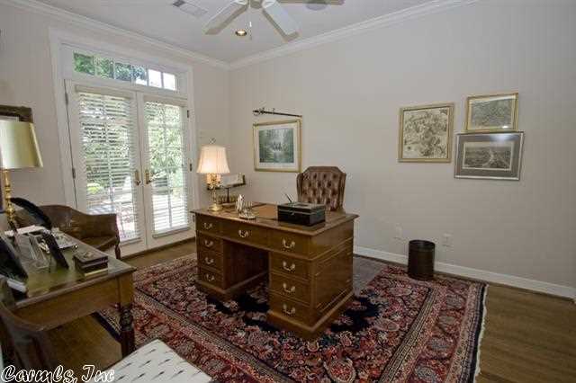 Country Club Heights - Residential
