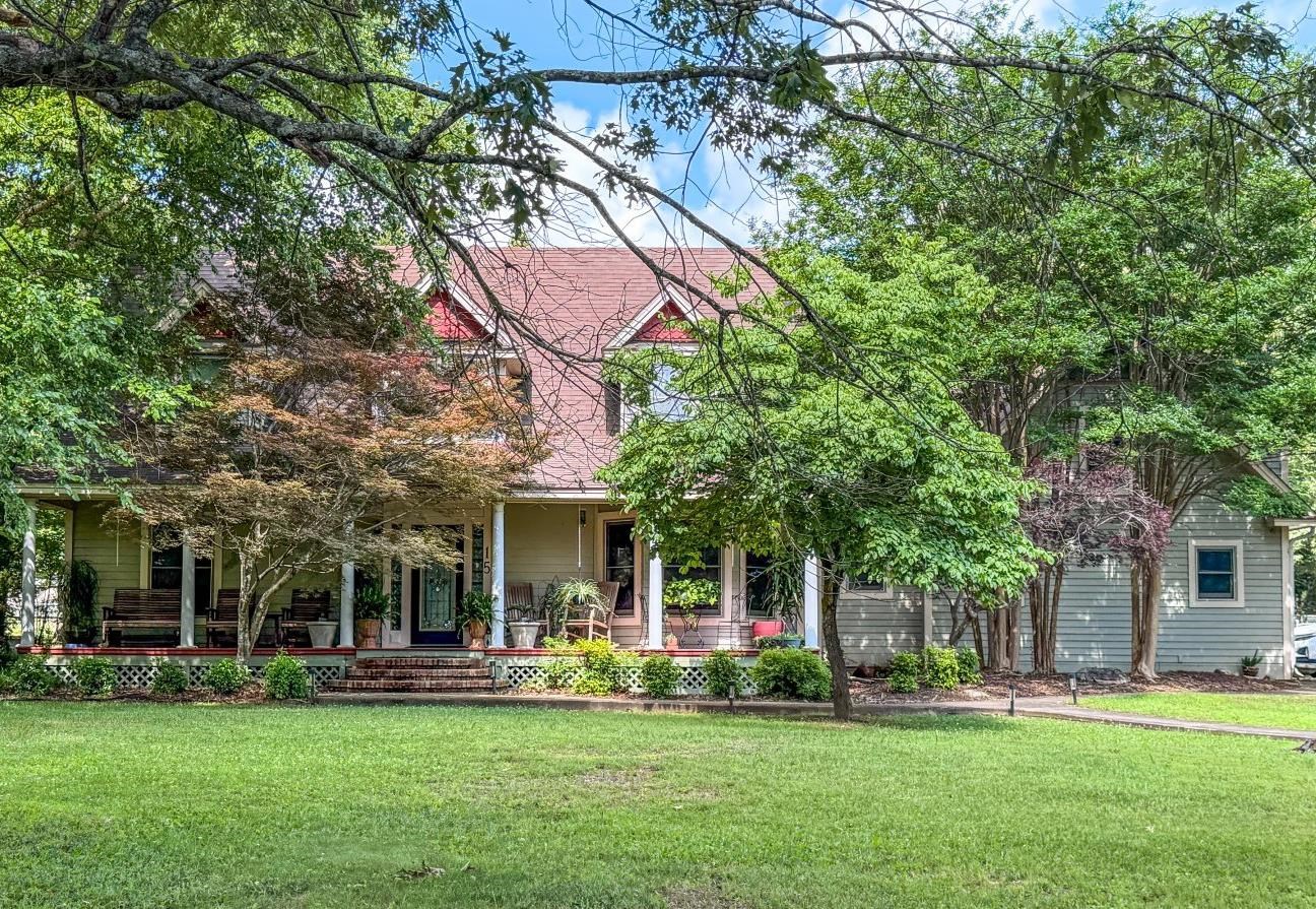 Den-Mor Estates - Residential
