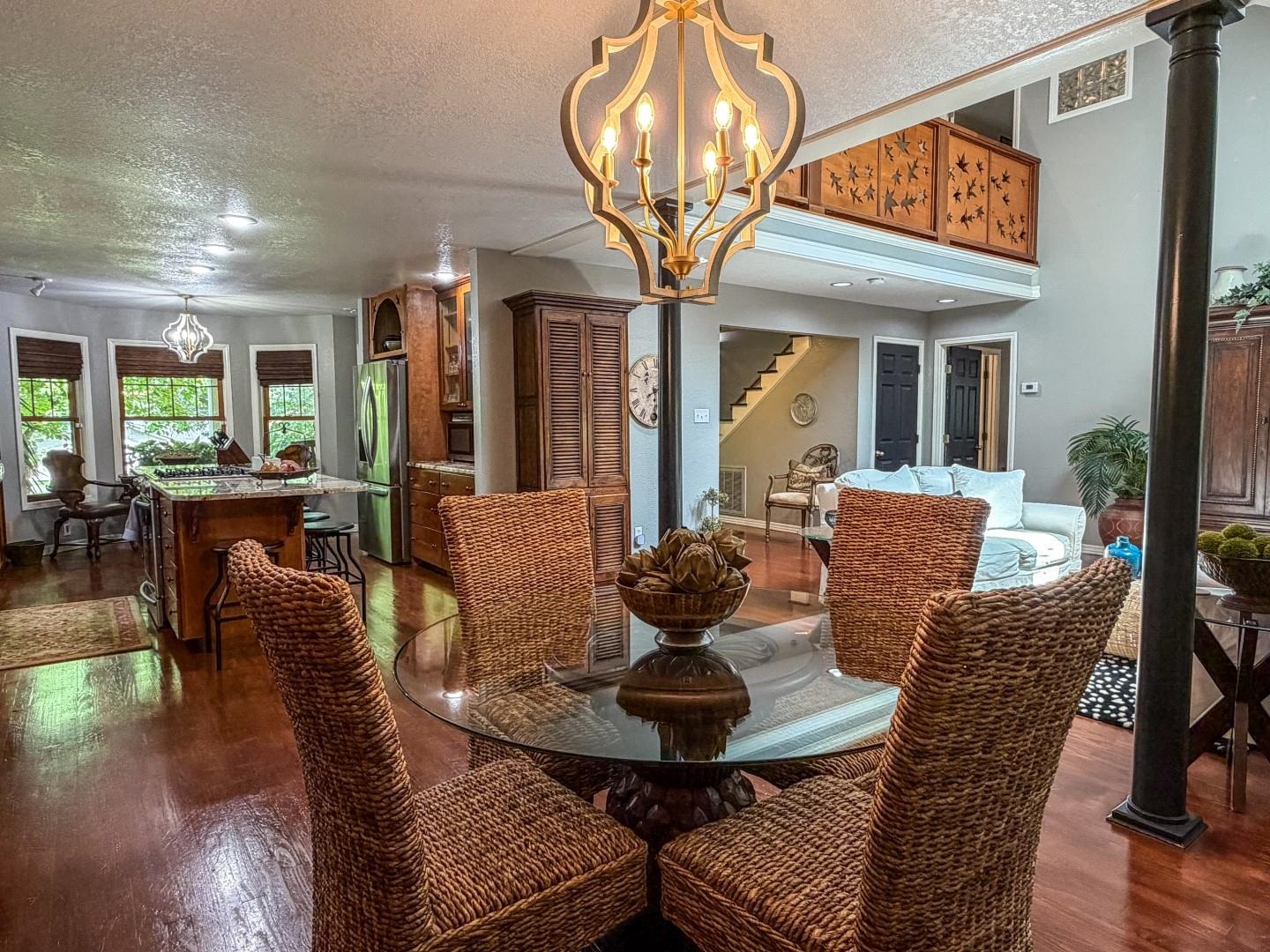 Den-Mor Estates - Residential
