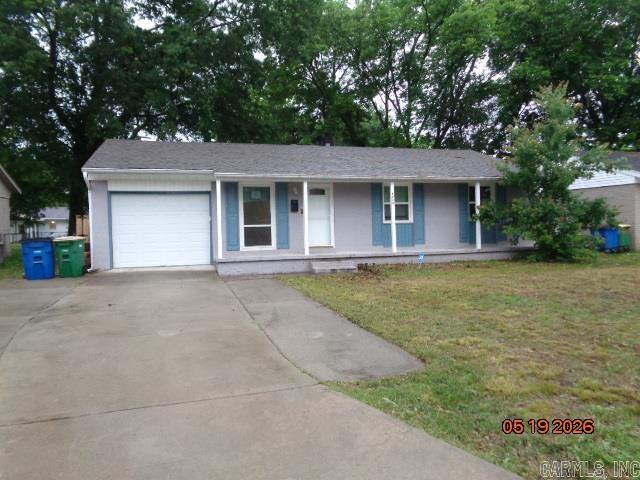VA owned Property. One story brick and frame home on a nice level lot. Nice pecan tree shaded rear yard with deck. Privacy fenced for your own little private area. Seller does not pay customary closing costs: including title policy, escrow fees, survey or transfer fees. Proof of funds required on cash transactions ; Lender Pre-Approval letter for financed offers (dated within last 30 days) “Property was built prior to 1978 and lead-based paint potentially exists”. Agents see confidential remarks for special offer instructions!!!!!!!!!