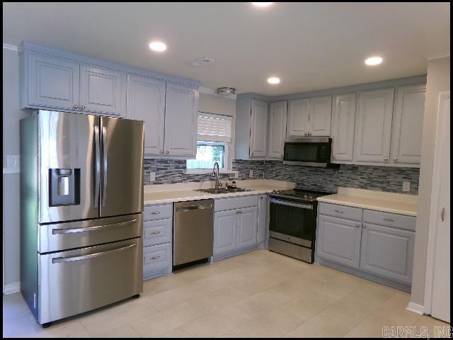 West Markham Heights - Residential Lease