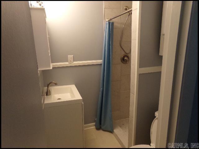 West Markham Heights - Residential Lease