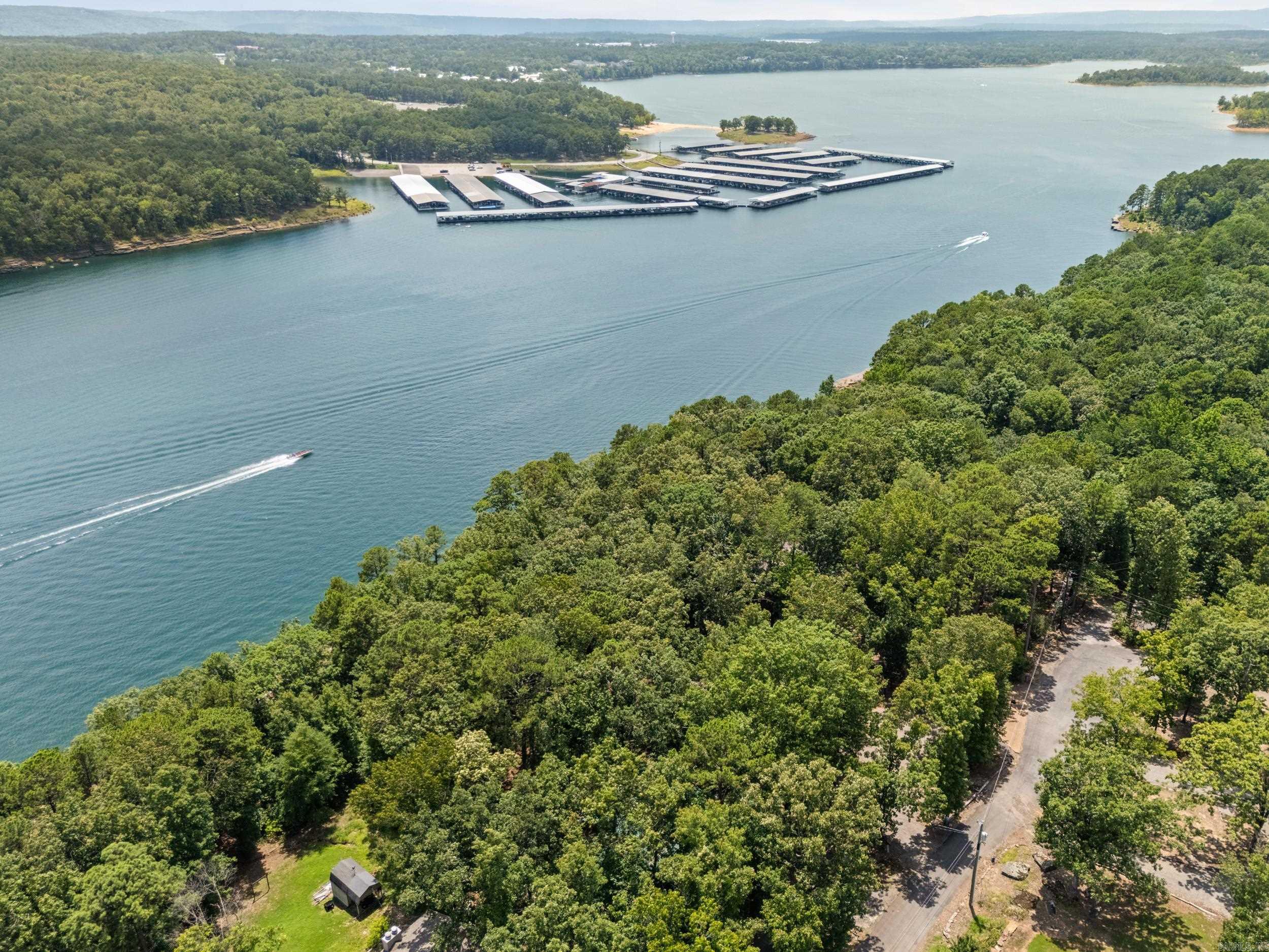 BELMONT ACRES - LAKE - Residential