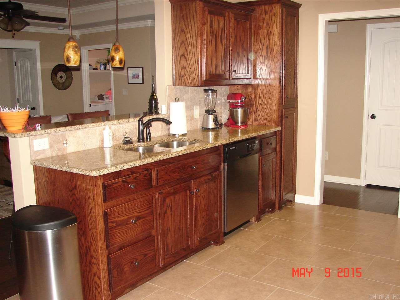 OAK GLENN - Residential