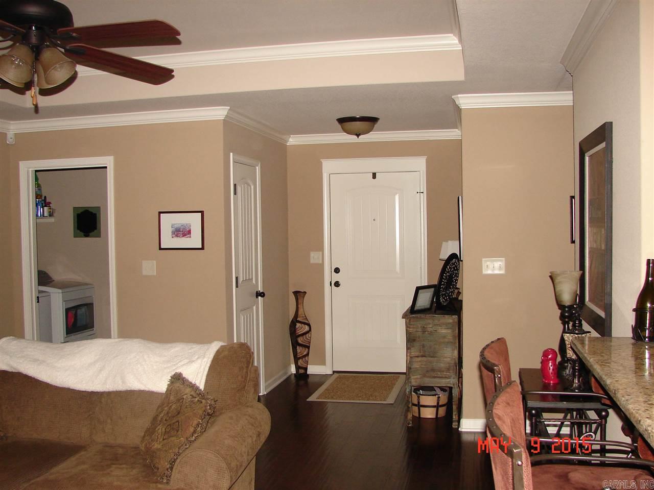 OAK GLENN - Residential