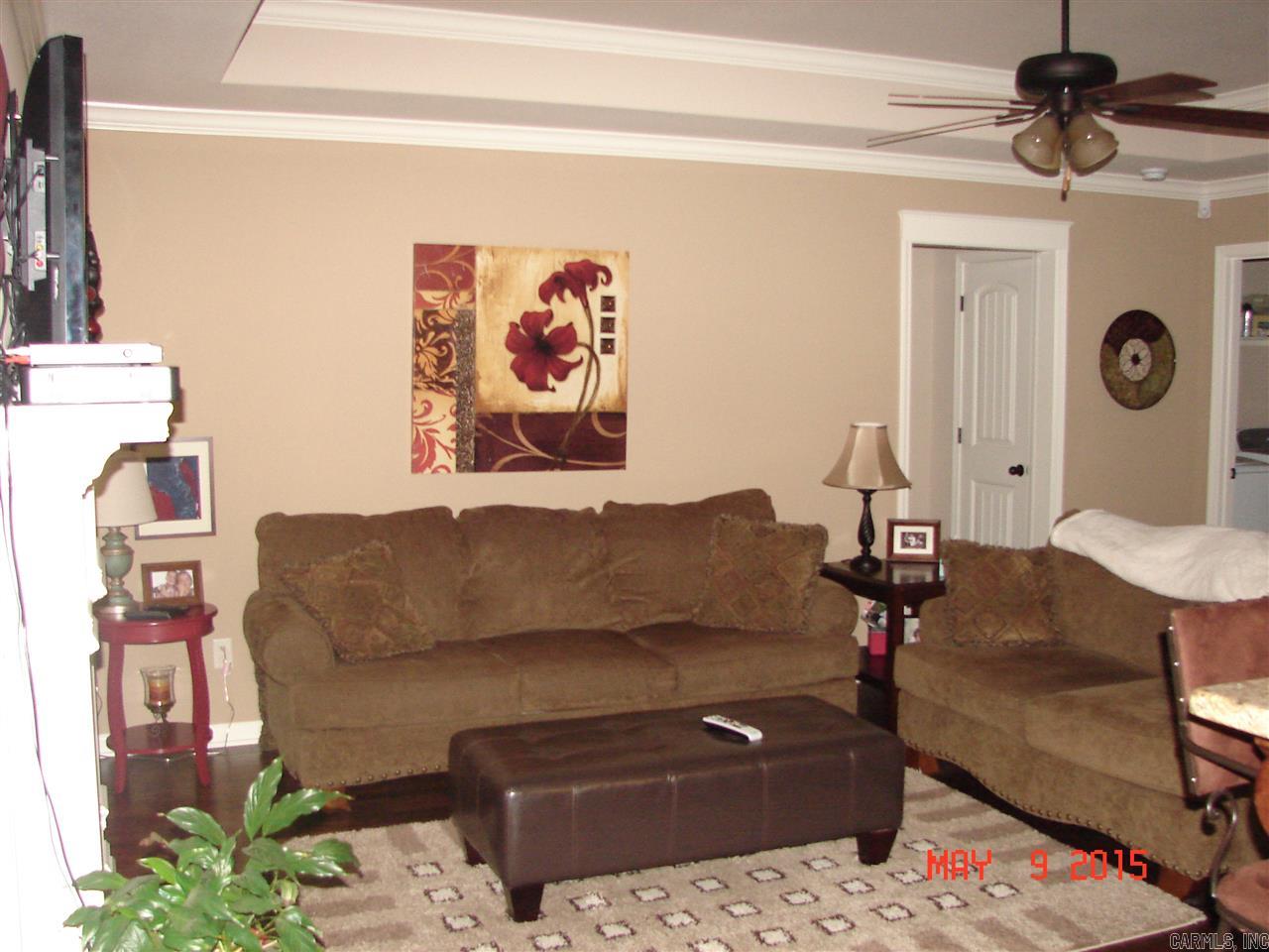 OAK GLENN - Residential