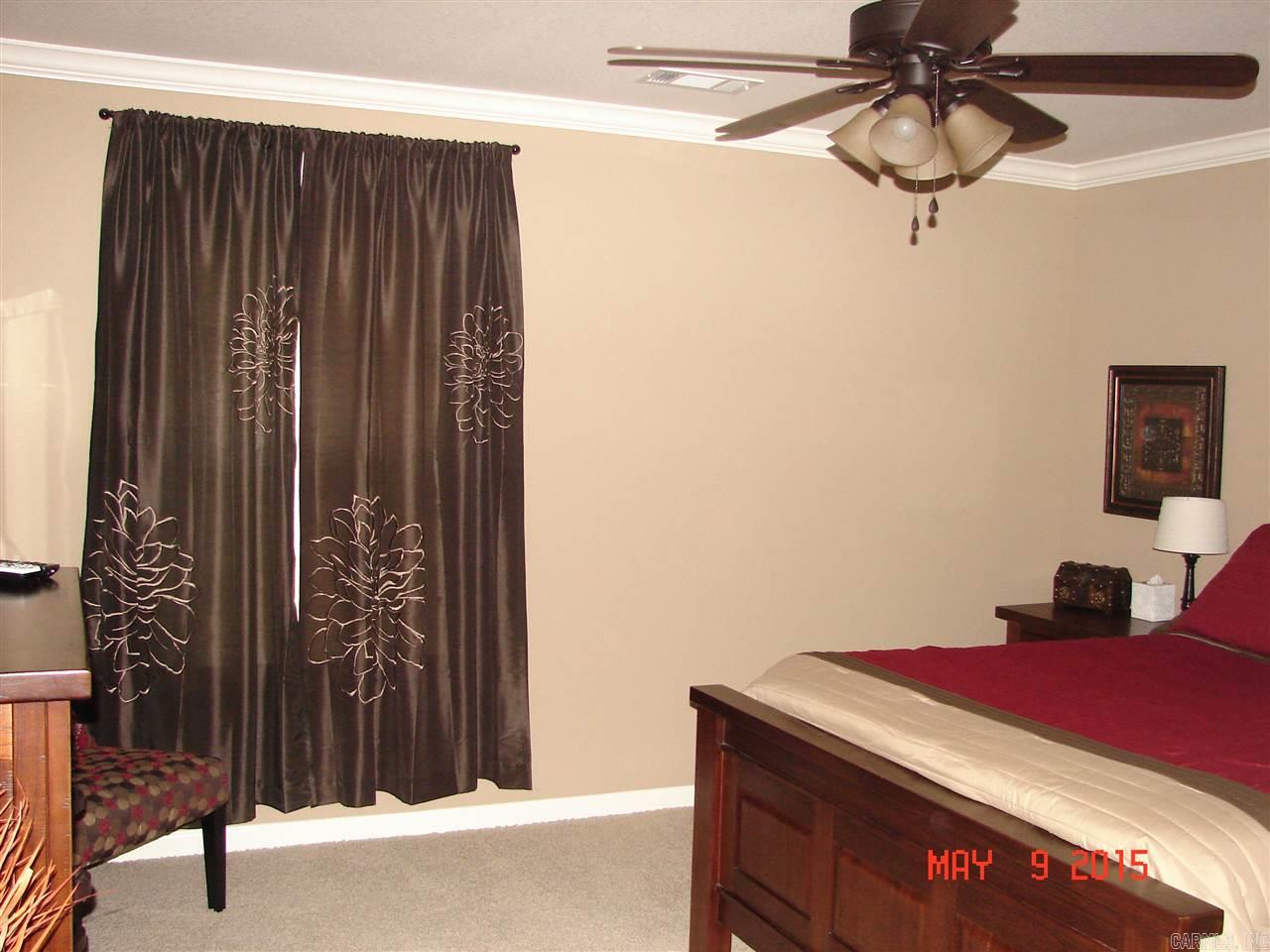 OAK GLENN - Residential