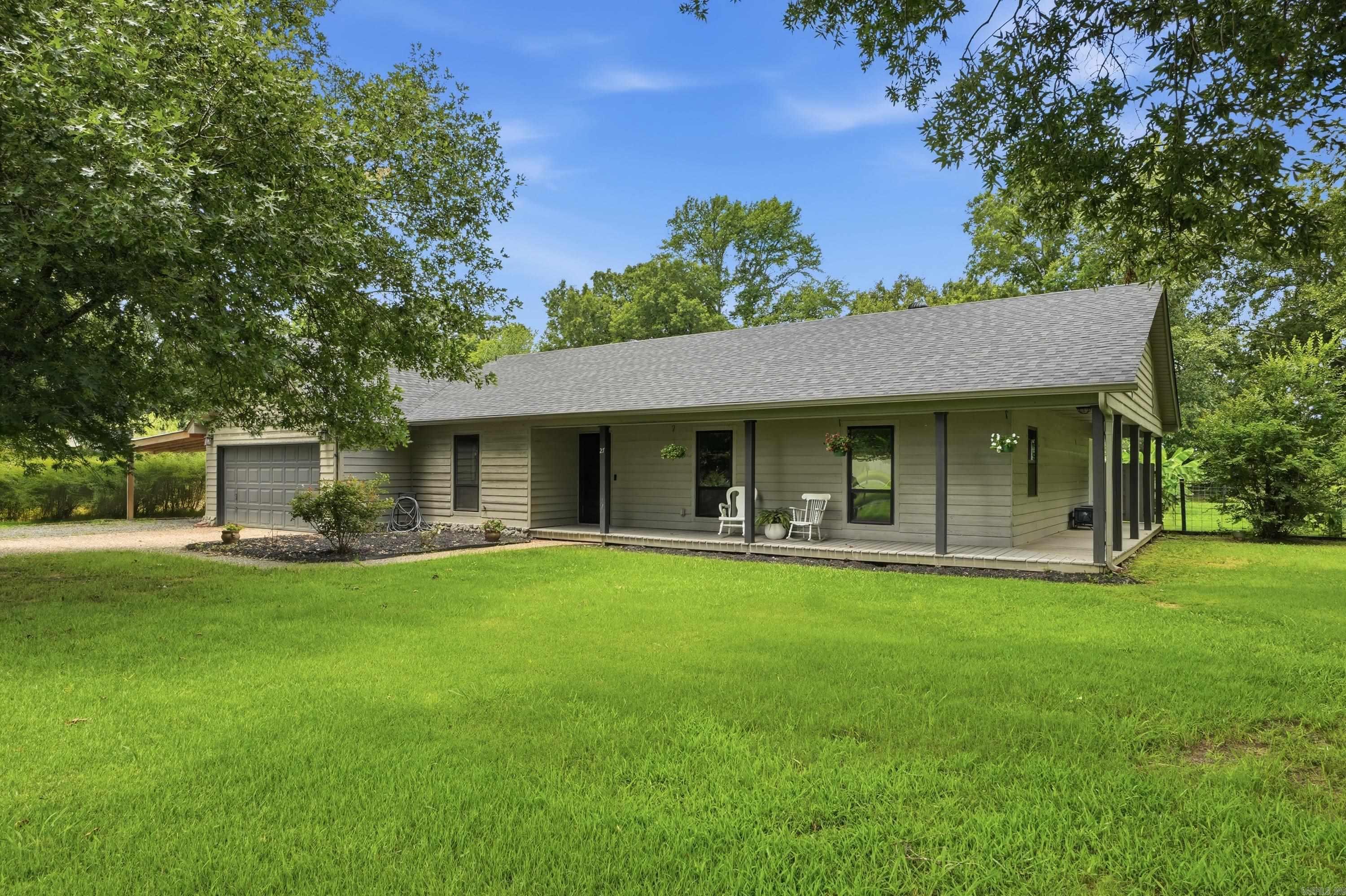 SIMMONS PLACE - Residential