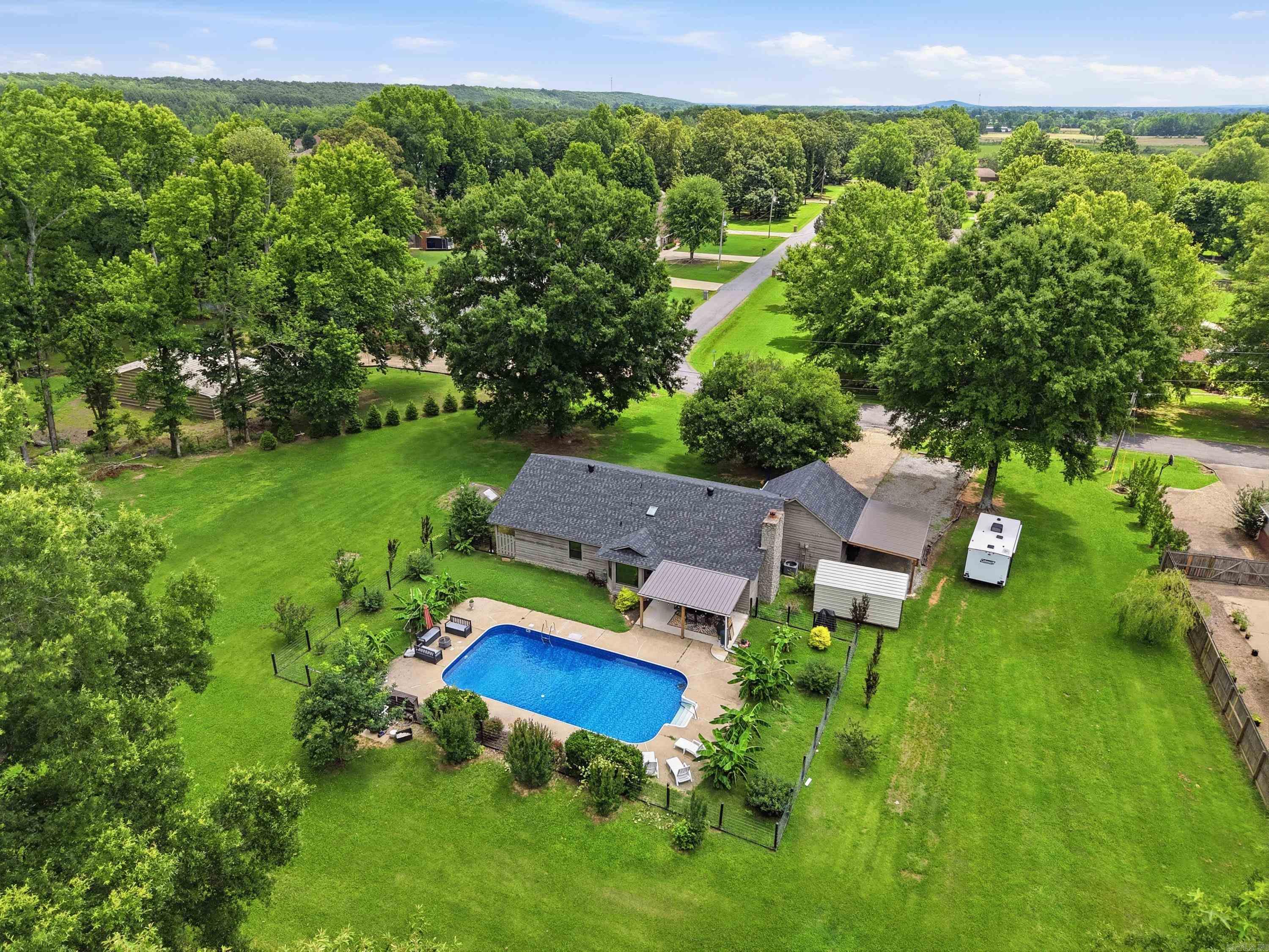 SIMMONS PLACE - Residential