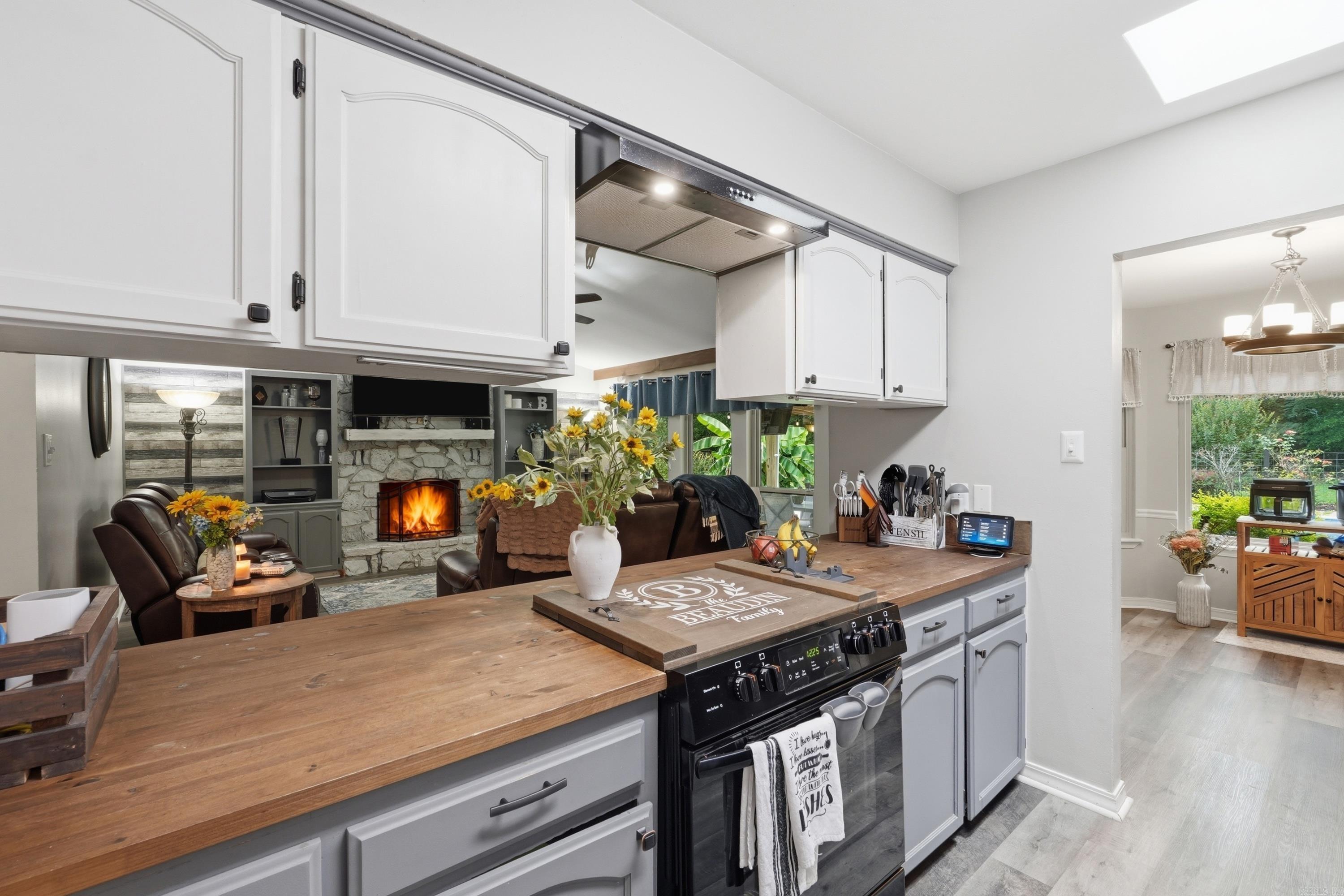 SIMMONS PLACE - Residential