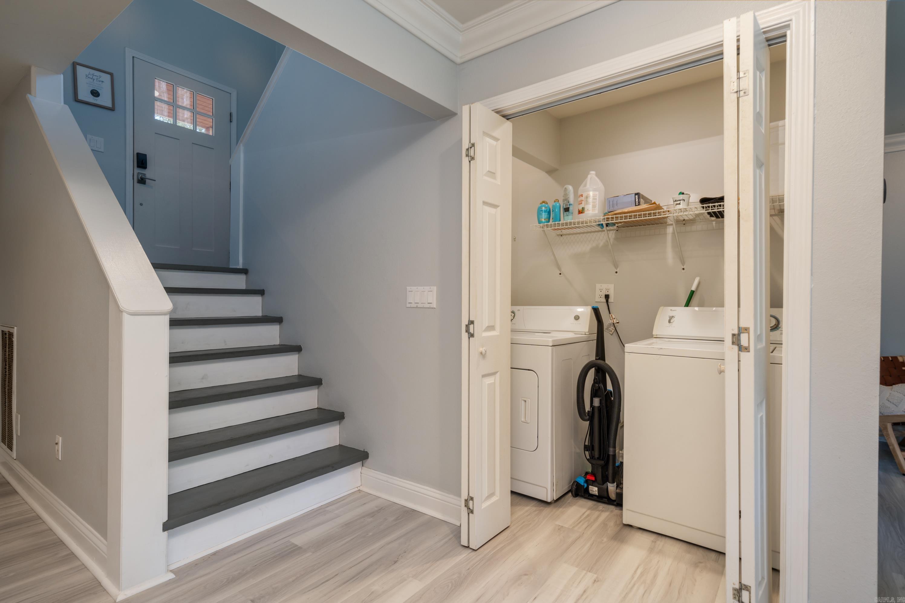 HOUSER-BANDY - Residential