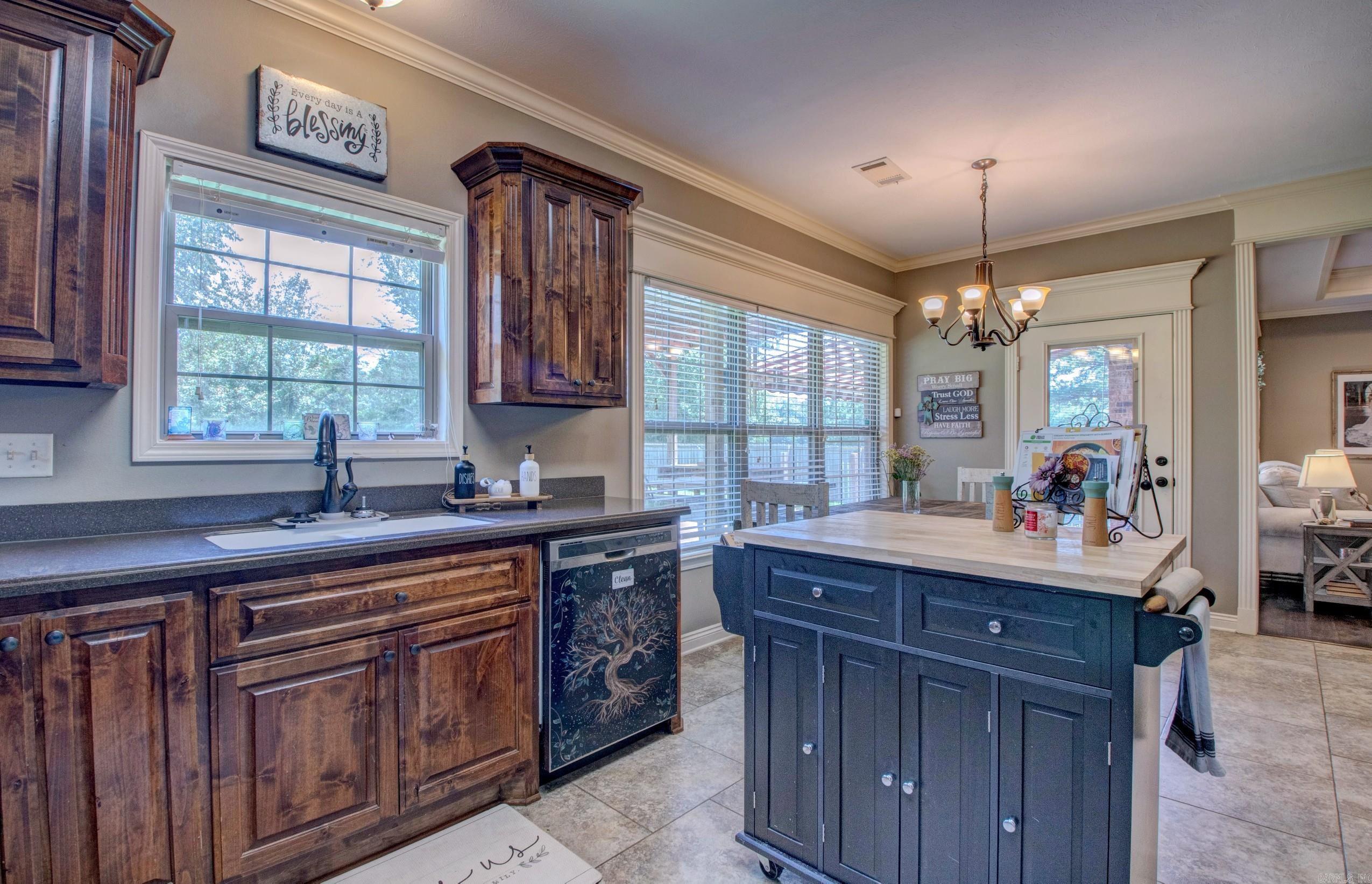 QUAIL RIDGE ESTATES - Residential