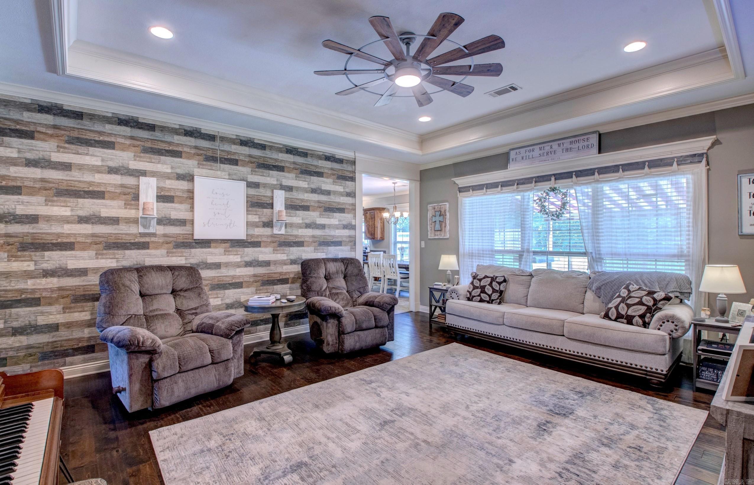QUAIL RIDGE ESTATES - Residential