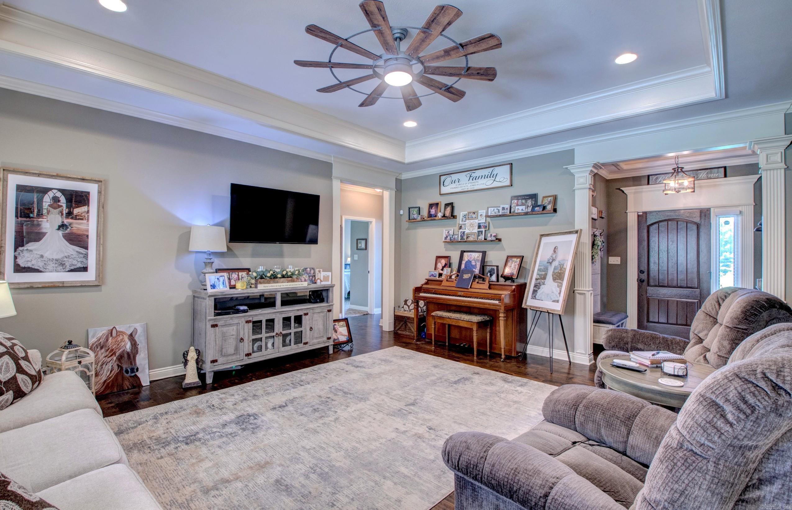 QUAIL RIDGE ESTATES - Residential