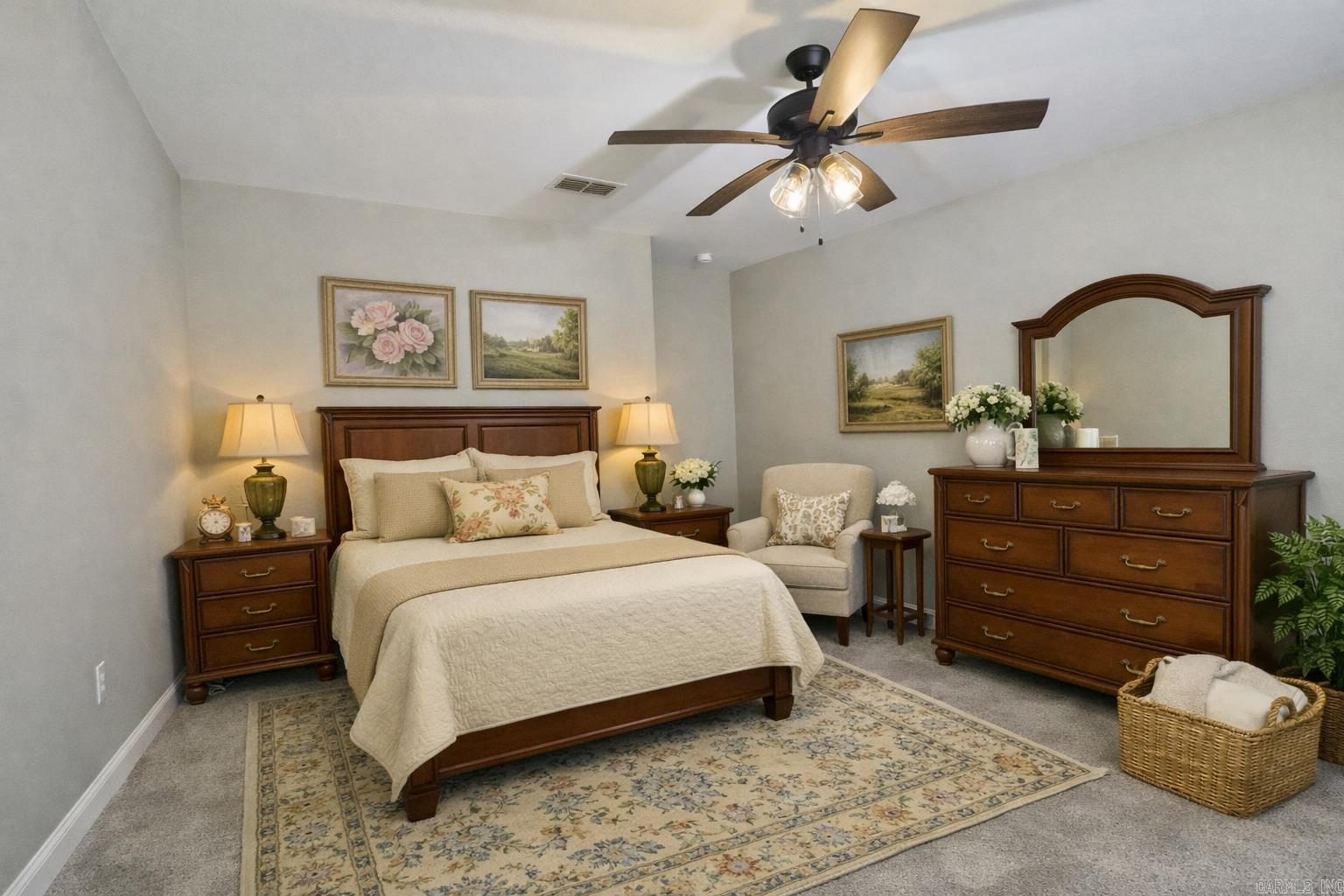 ALTA VISTA - Residential