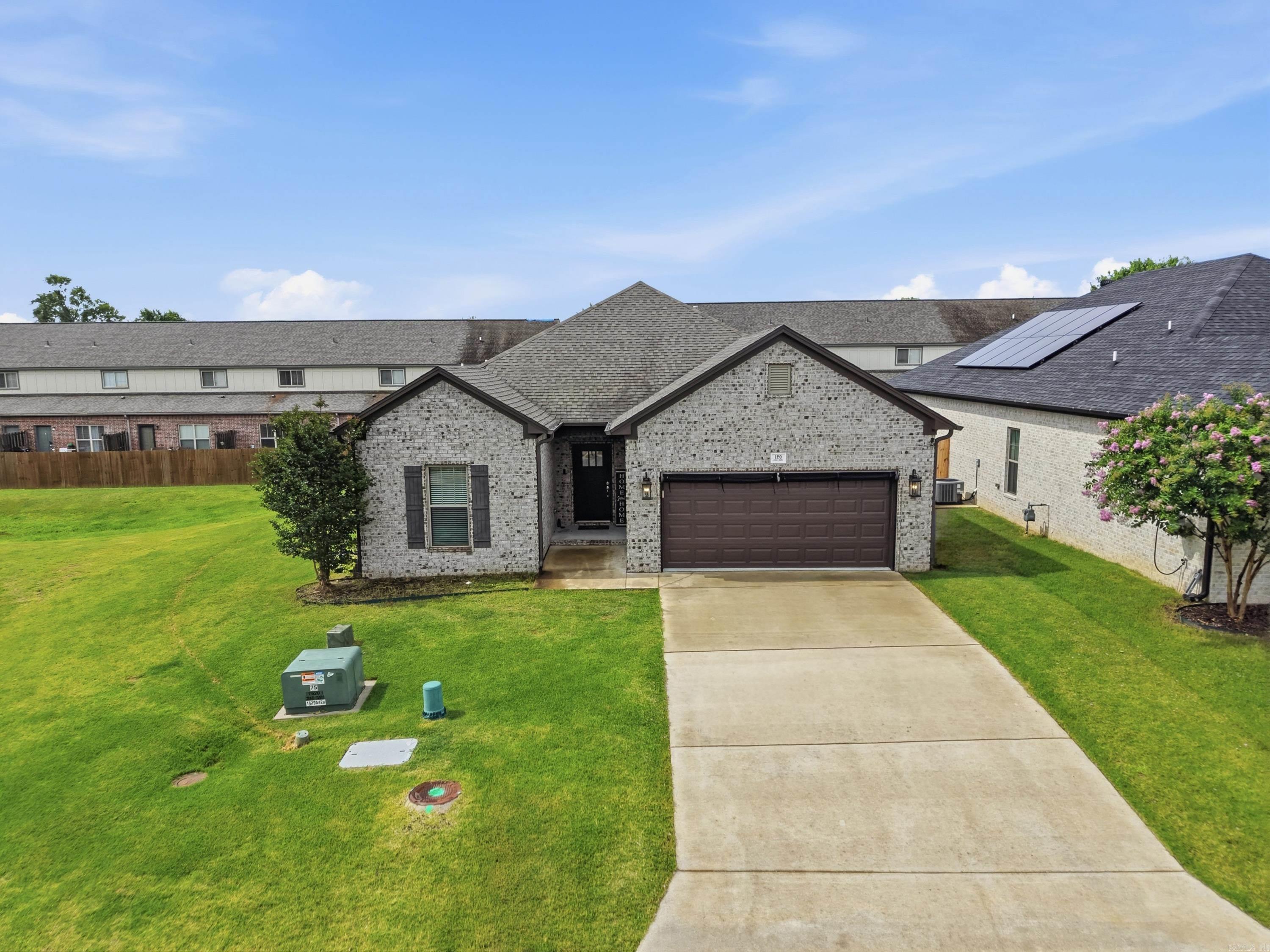 CARNAHAN VILLAGE SUB - Residential